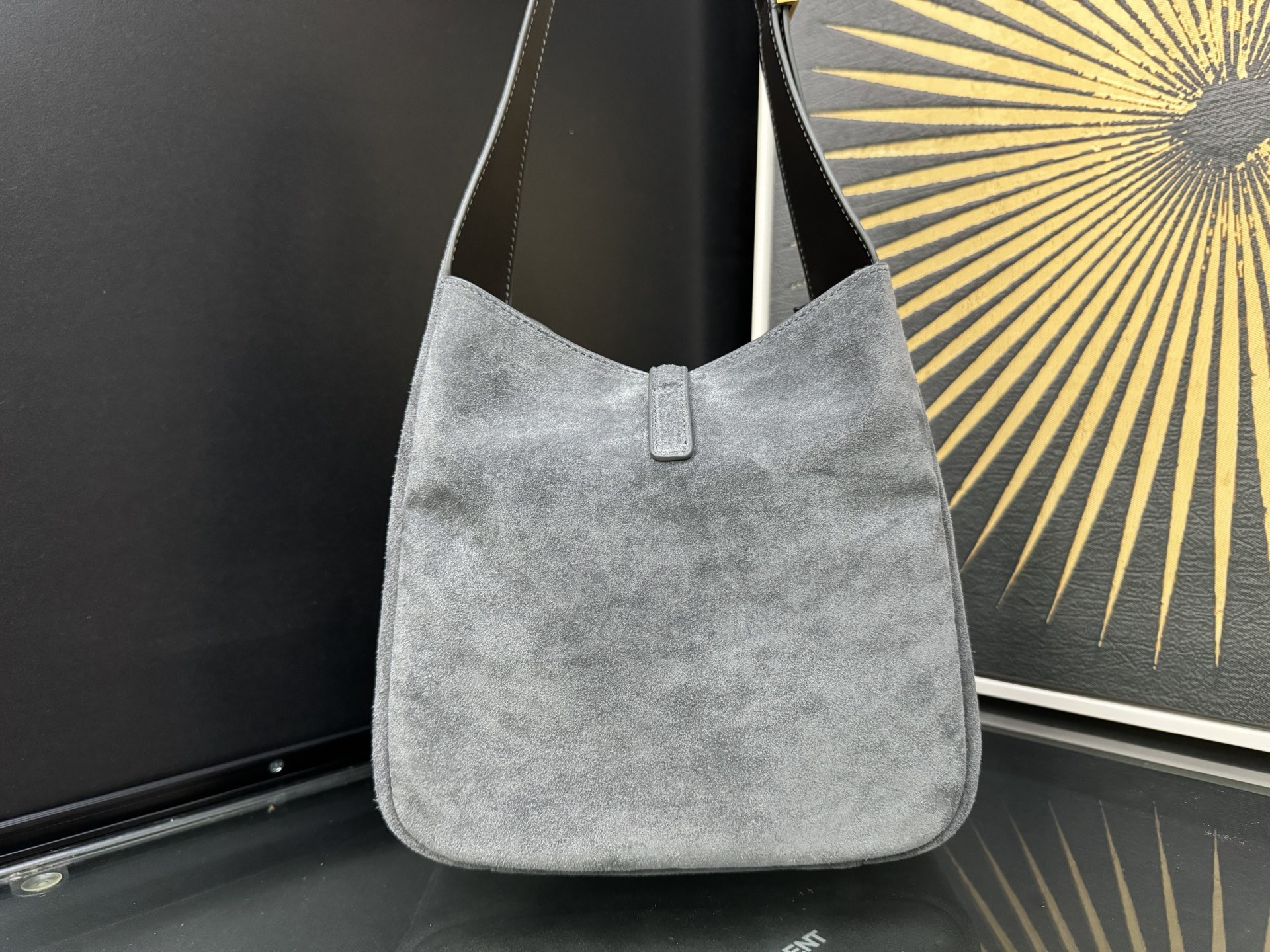 SAINT LAURENT 생로랑 르 5아7 스웨이드 호보백 3