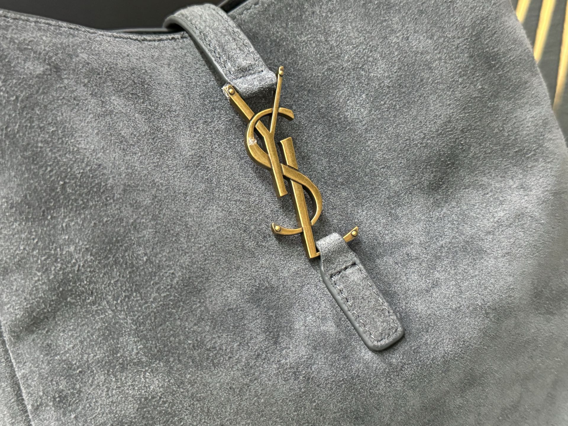 SAINT LAURENT 생로랑 르 5아7 스웨이드 호보백 7