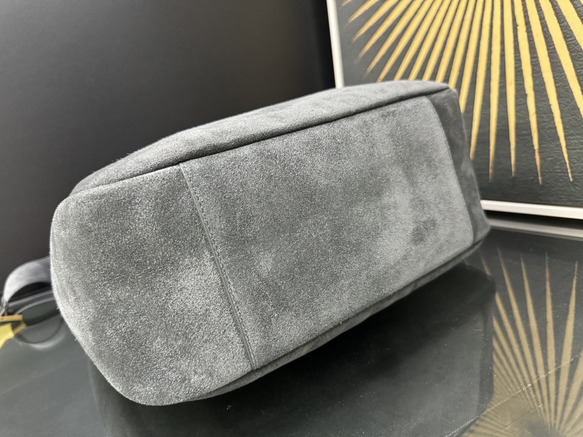 SAINT LAURENT 생로랑 르 5아7 라지 스웨이드 호보백 753837 4