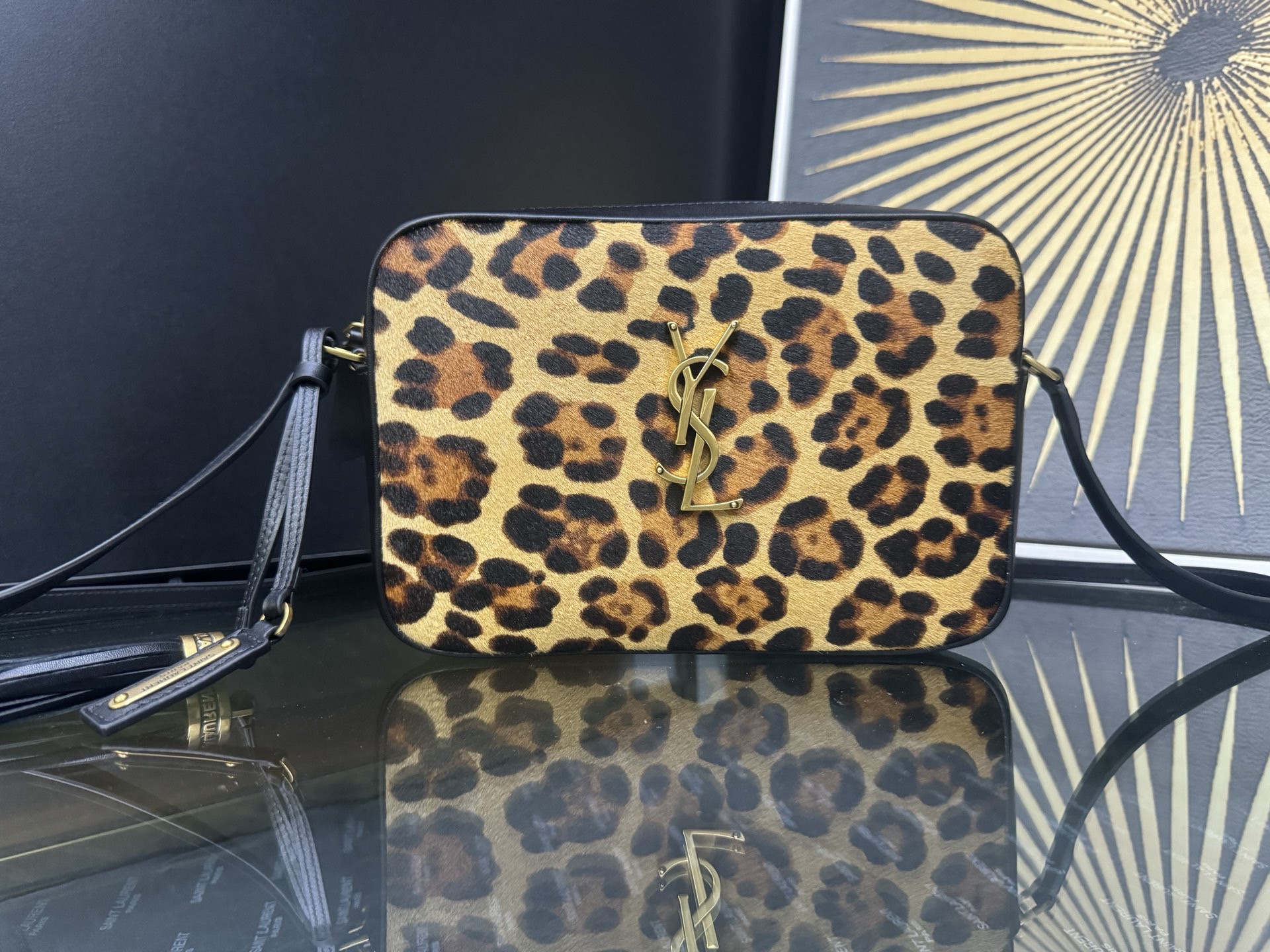 Saint Laurent Lou Camera 생로랑 루 카메라백 레오파드(호피) 프린트 2