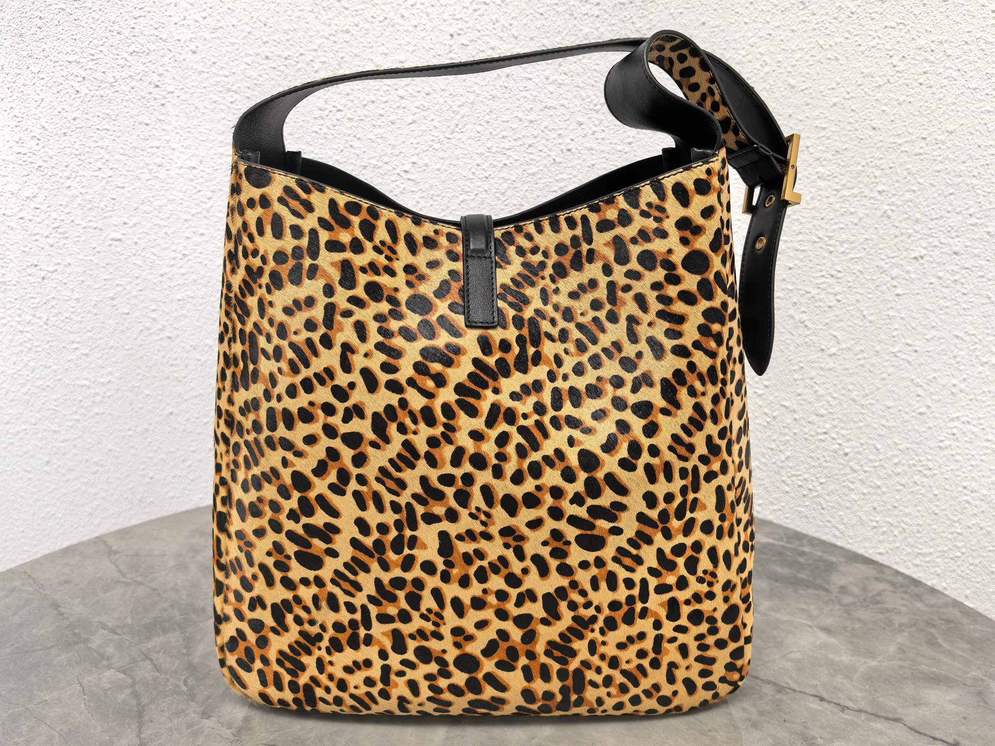 Saint Laurent 생로랑 르 5아7 라지 레오파드 헤어카프 호보백 3