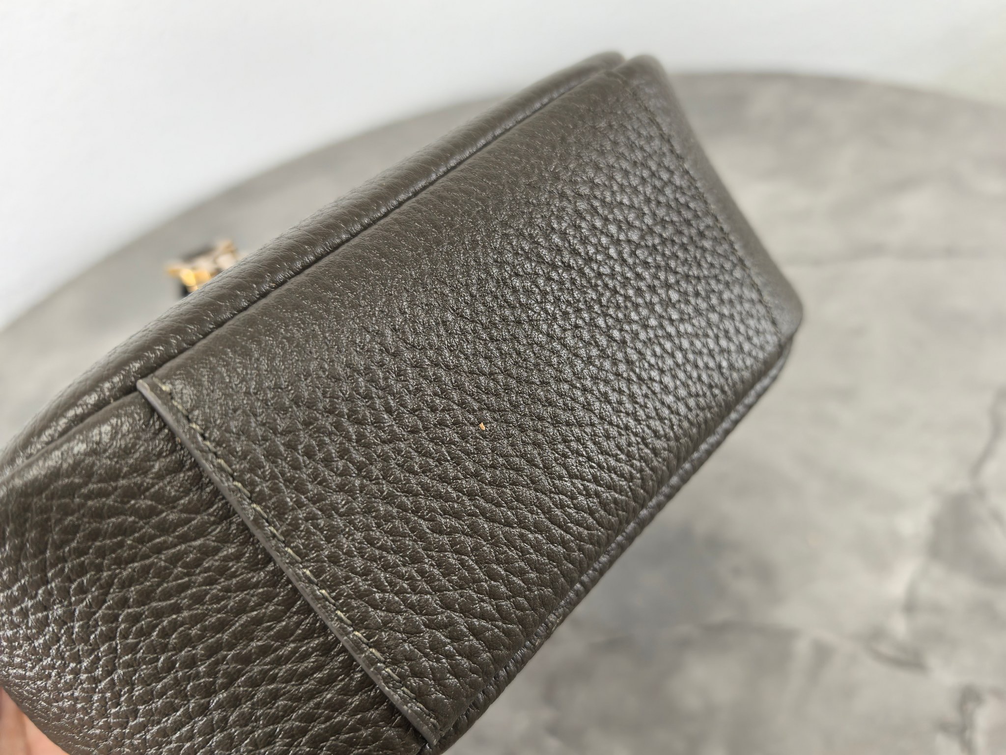 Saint Laurent 생로랑 르 5아7 미니 소프트 그레인 레더 호보백 6