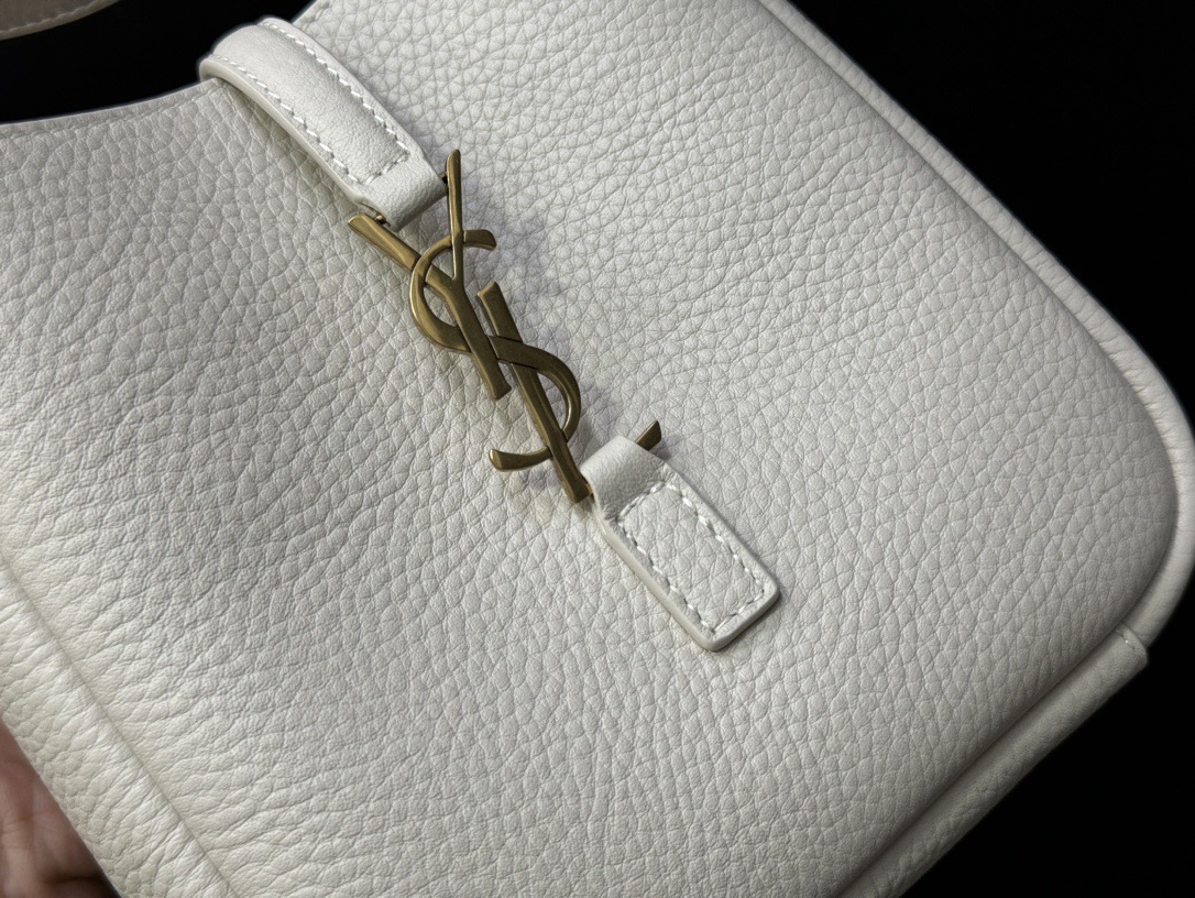 Saint Laurent 생로랑 르 5아7 미니 소프트 그레인 레더 호보백 6