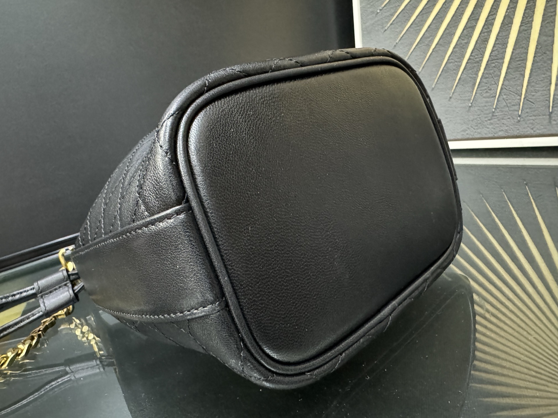 Saint Laurent Le CASSANDRE 생로랑 르 까산드르 램스킨 버킷백 840886 11