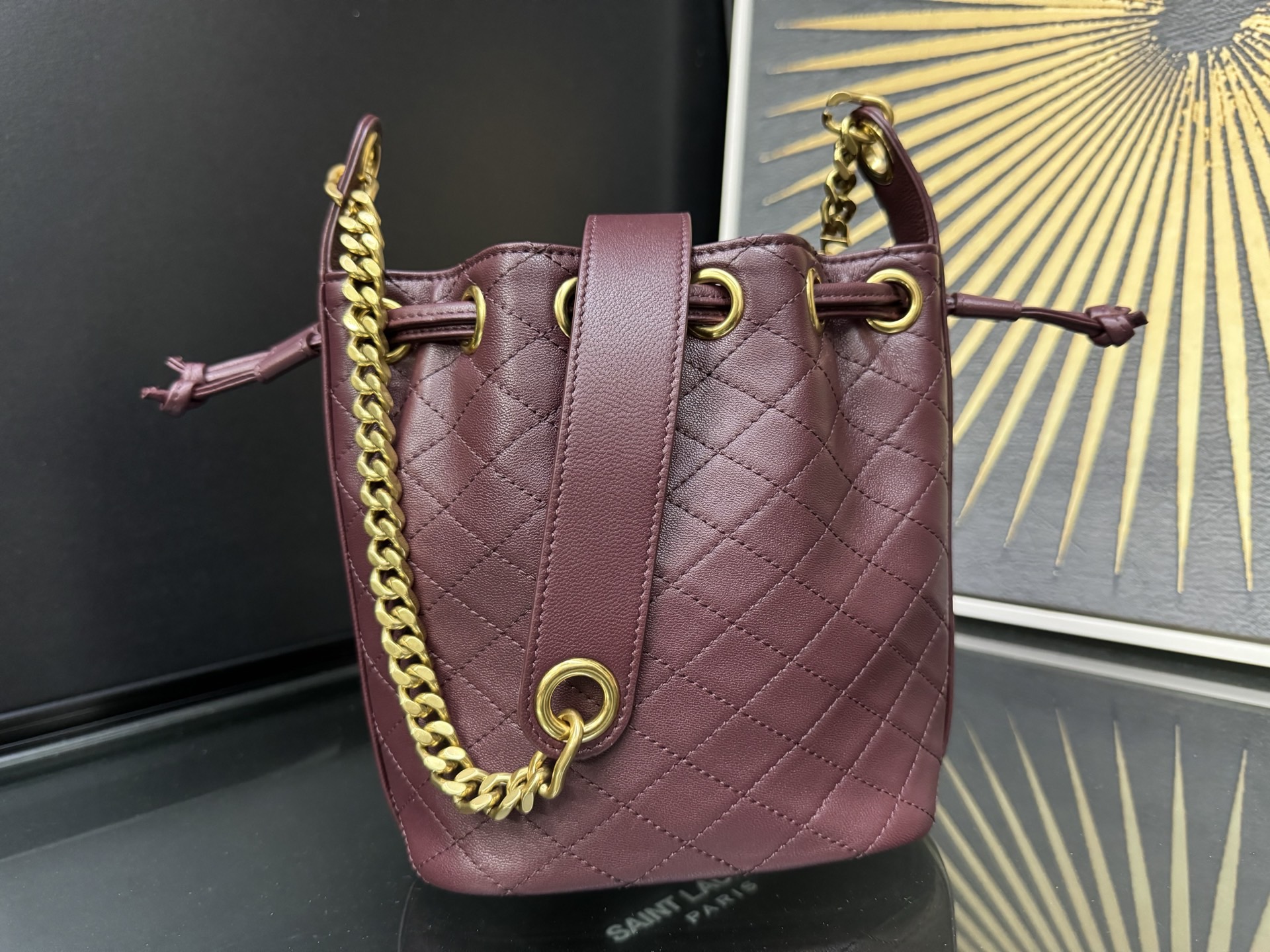 Saint Laurent Le CASSANDRE 생로랑 르 까산드르 램스킨 버킷백 840886 9