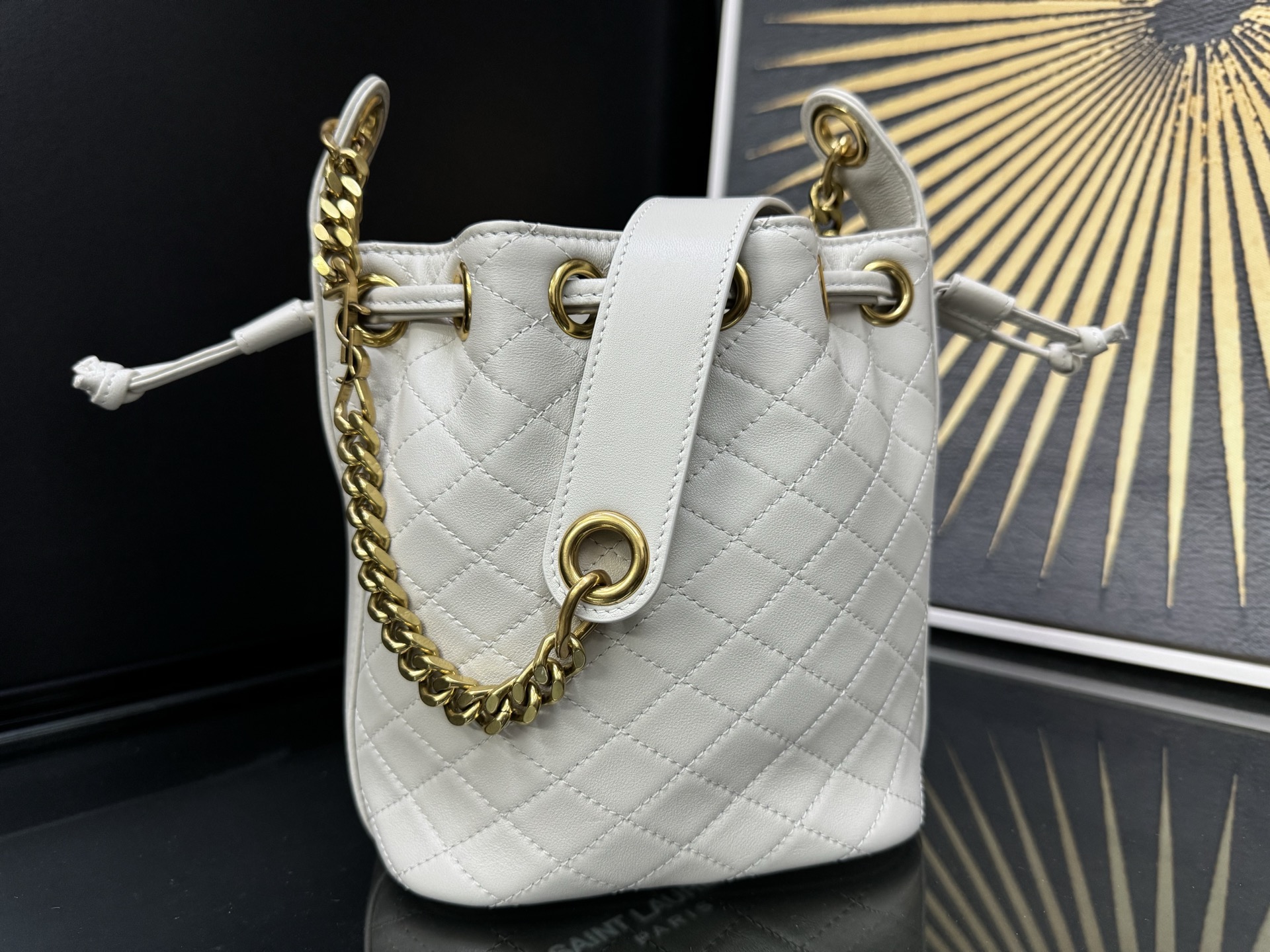 Saint Laurent Le CASSANDRE 생로랑 르 까산드르 램스킨 버킷백 840886 7