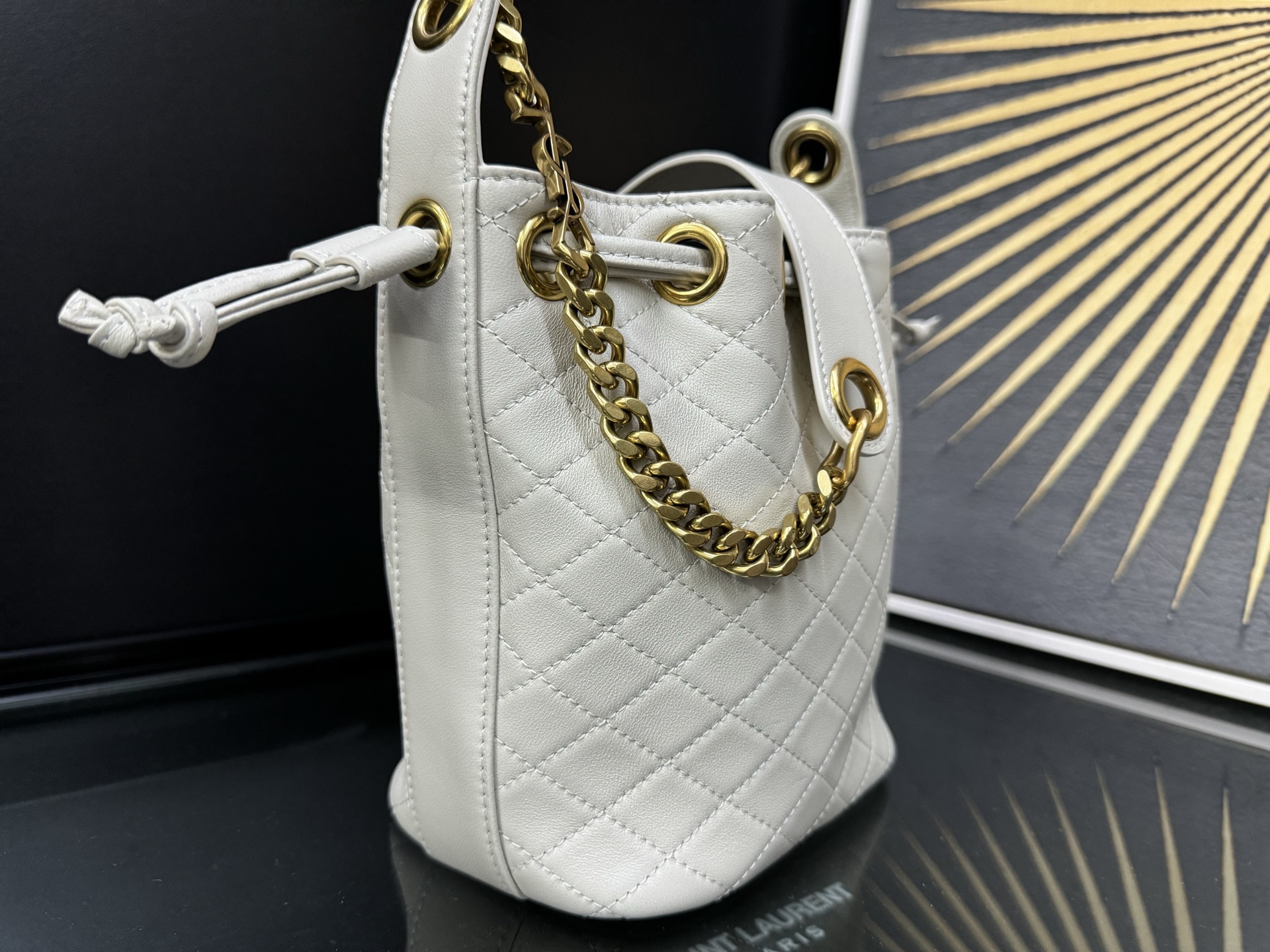 Saint Laurent Le CASSANDRE 생로랑 르 까산드르 램스킨 버킷백 840886 8