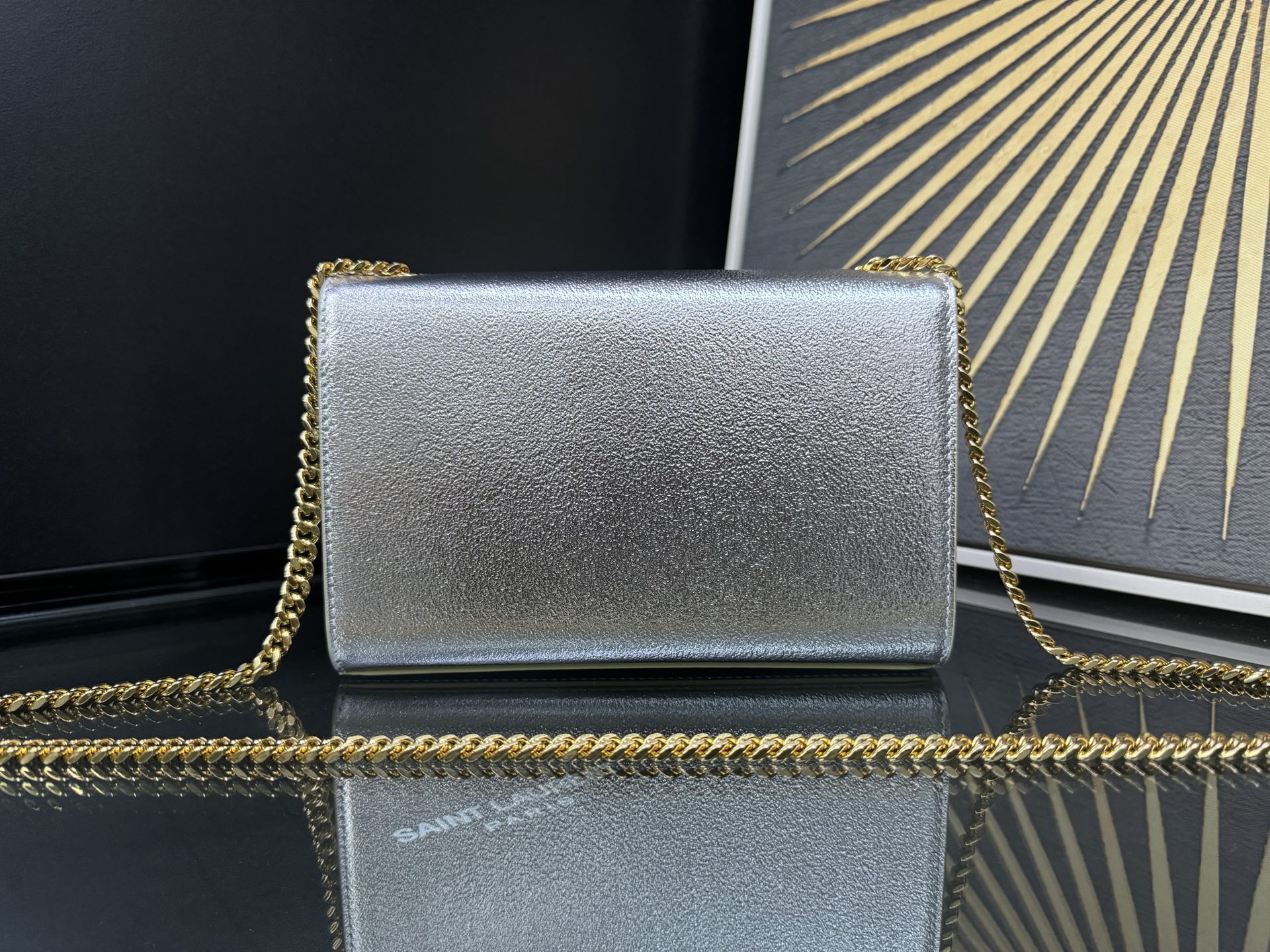 Saint Laurent Kate 20 Chain Bag 생로랑 케이트 20 체인백 메탈릭 가죽 3