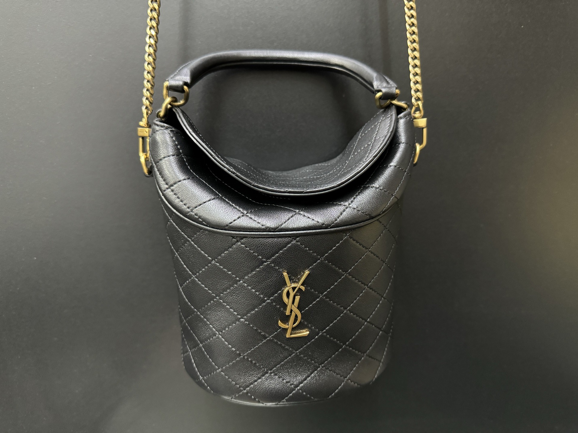 Saint Laurent Gaby Bucket 생로랑 가비 버킷 플랩 백 21