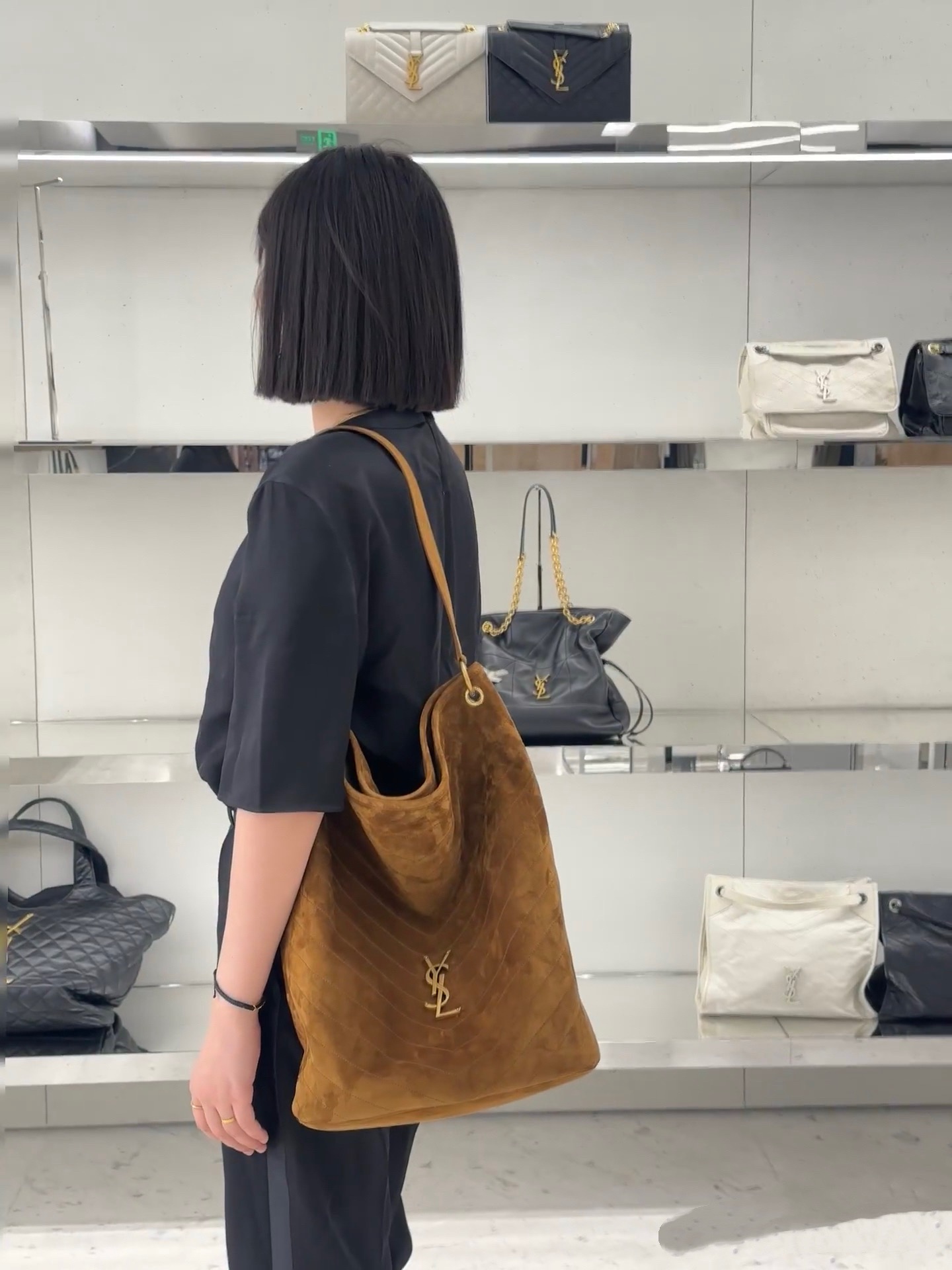 Saint Laurent Niki 생로랑 니키 스웨이드 버킷백 844346 38cm 5