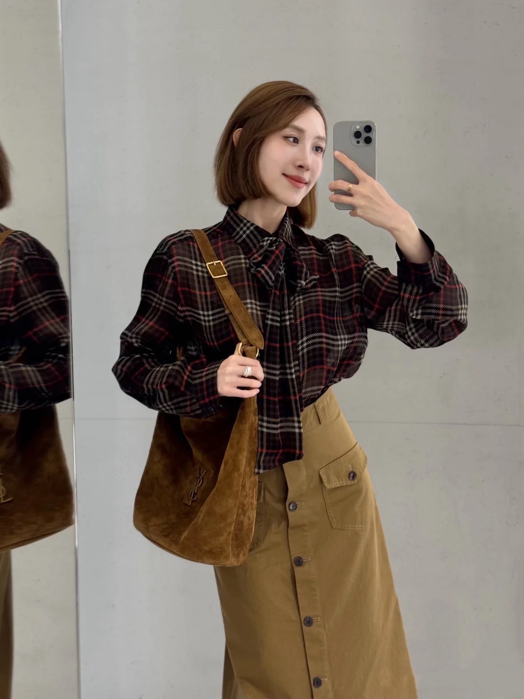 Saint Laurent Niki 생로랑 니키 스웨이드 버킷백 844346 38cm 8