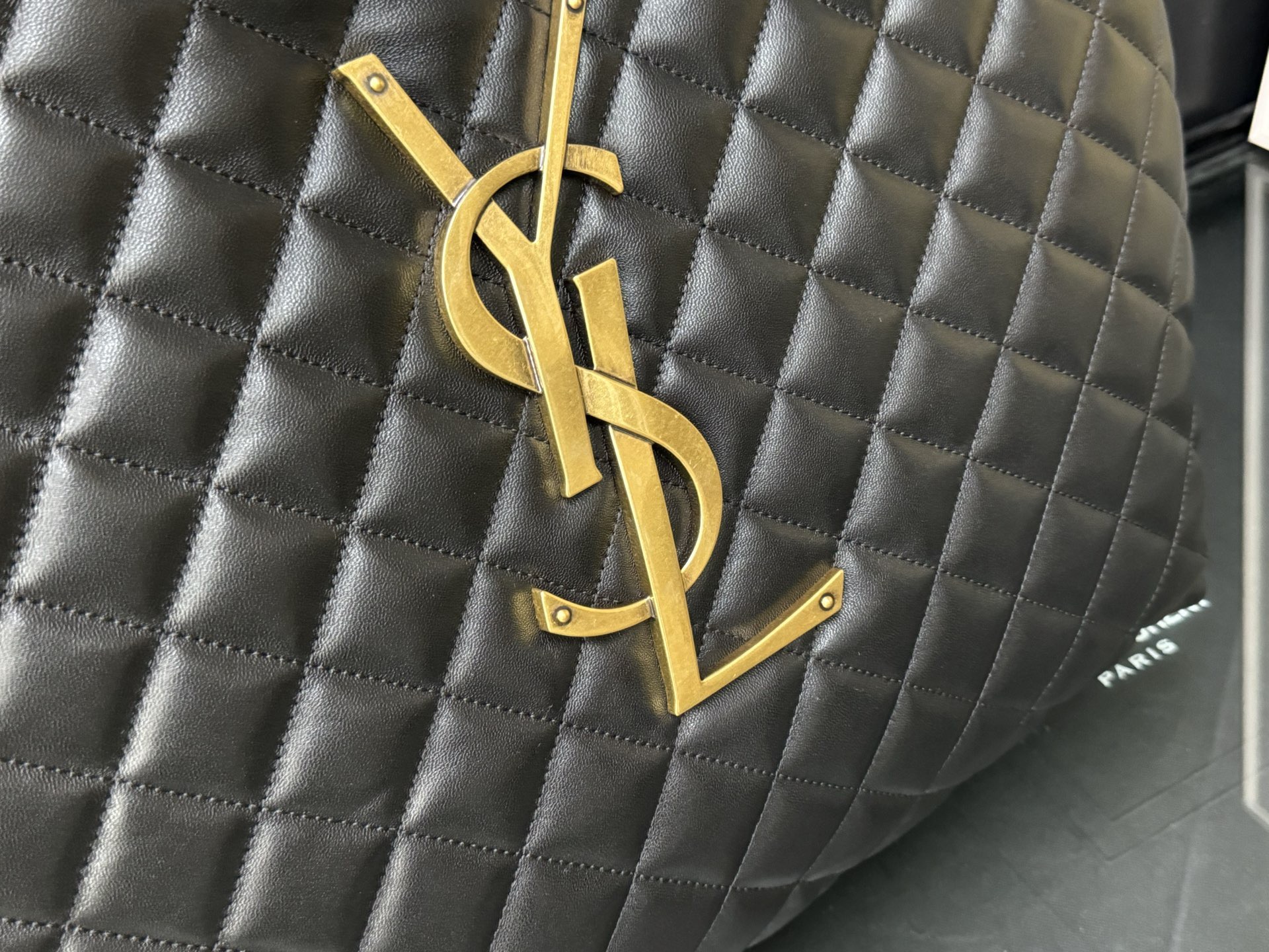 Saint Laurent ICare Maxi 생로랑 아이케어 맥시 쇼핑 토트백 698651 58cm 17