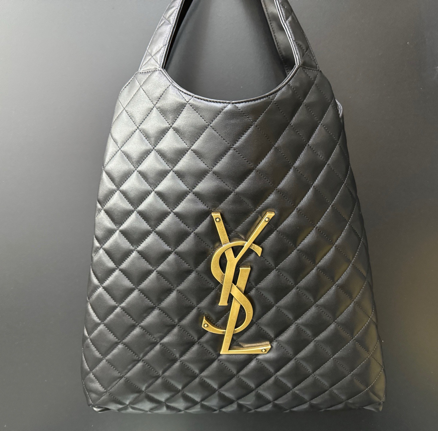 Saint Laurent ICare Maxi 생로랑 아이케어 맥시 쇼핑 토트백 698651 58cm 18