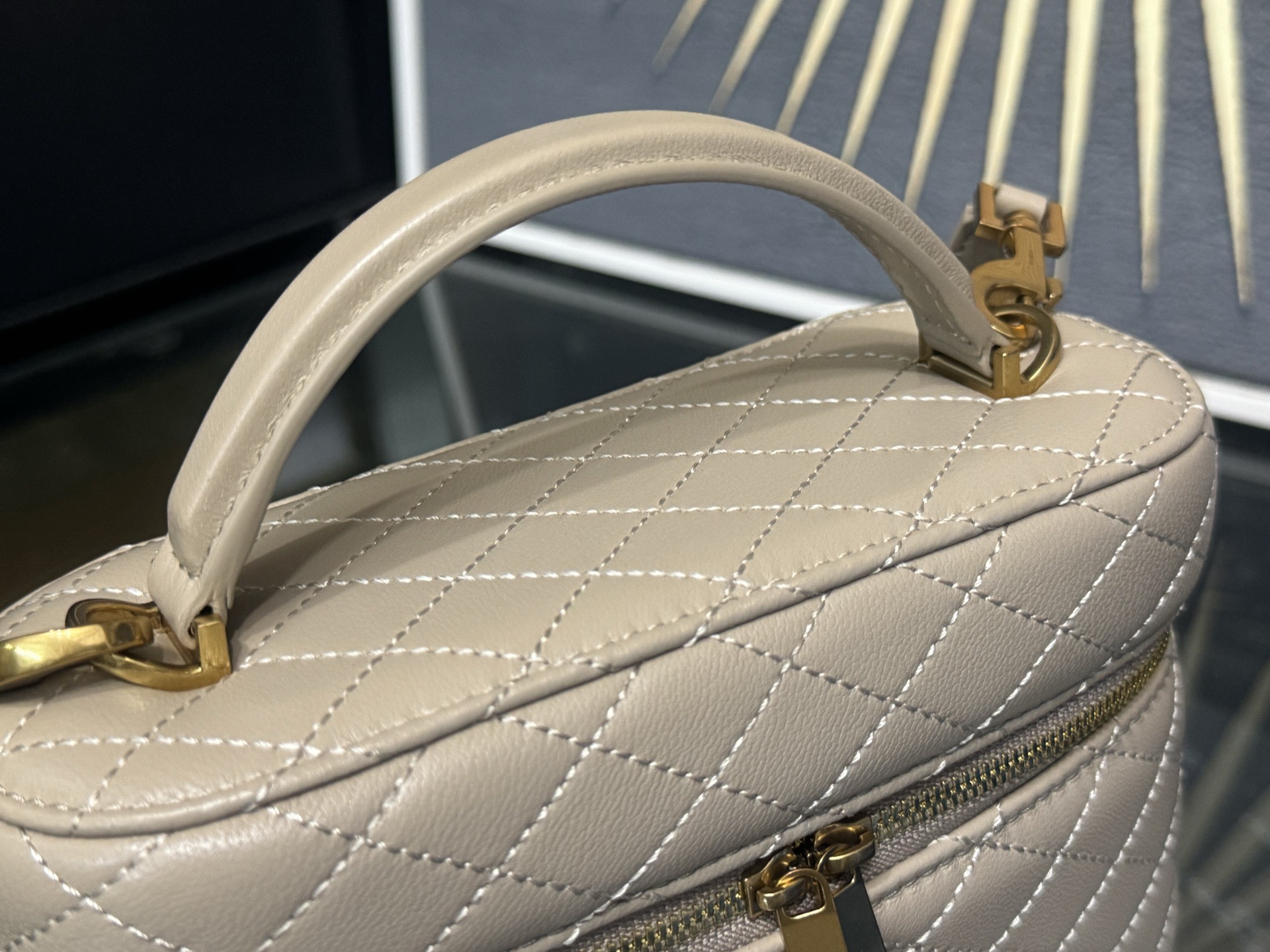 Saint Laurent Gaby Vanity Bag 생로랑 가비 베니티 백 766731 18cm 5