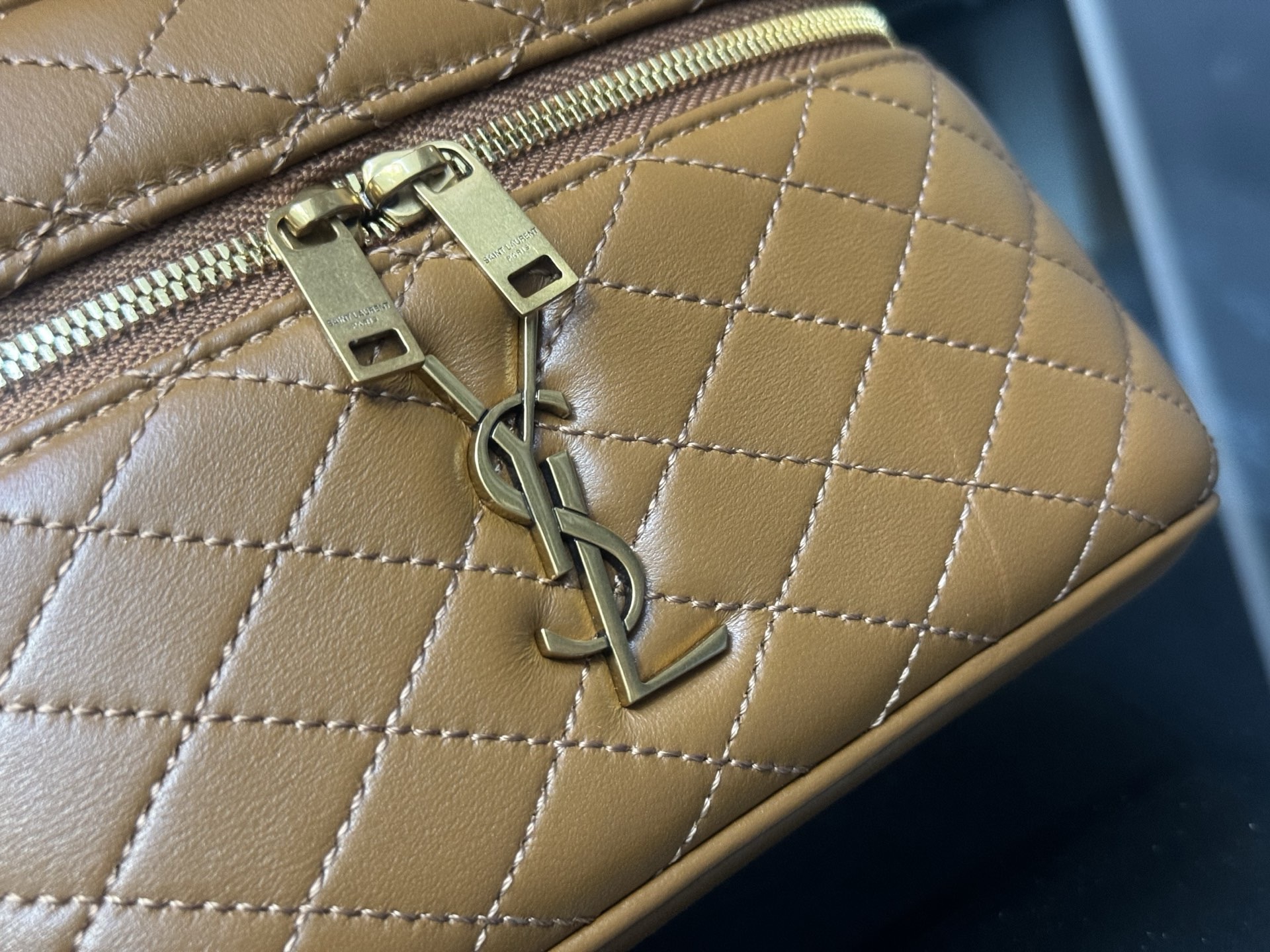 Saint Laurent Gaby Vanity Bag 생로랑 가비 베니티 백 766731 18cm 8