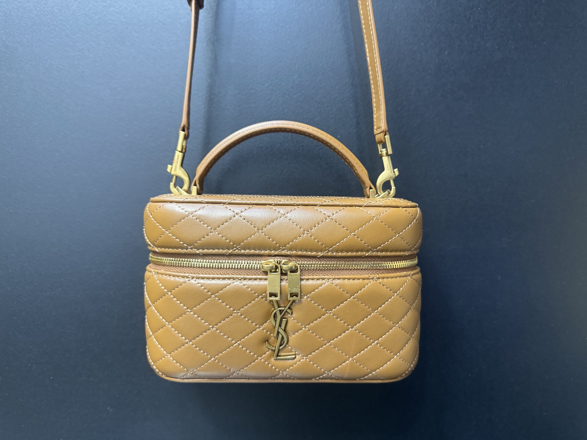 Saint Laurent Gaby Vanity Bag 생로랑 가비 베니티 백 766731 18cm 9