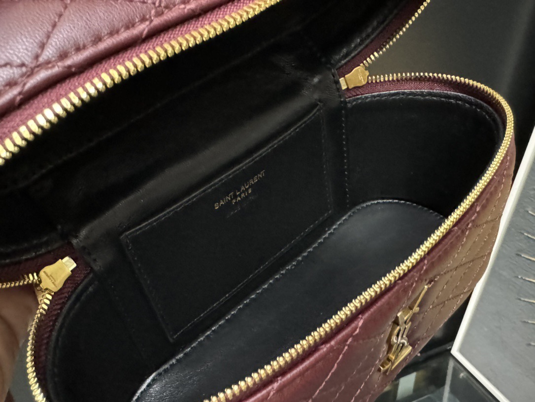 Saint Laurent Gaby Vanity Bag 생로랑 가비 베니티 백 766731 18cm 7