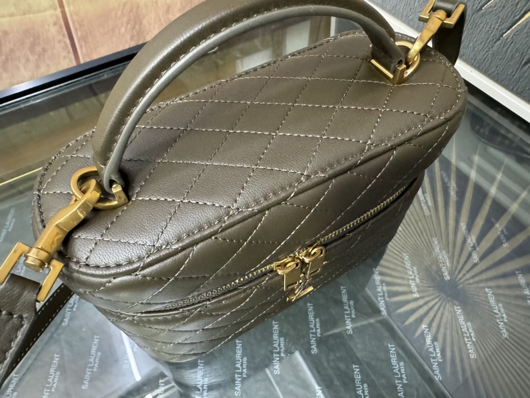 Saint Laurent Gaby Vanity Bag 생로랑 가비 베니티 백 766731 18cm 4