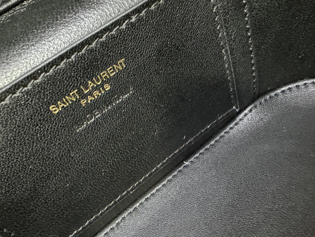 Saint Laurent Gaby Vanity Bag 생로랑 가비 베니티 백 766731 18cm 8