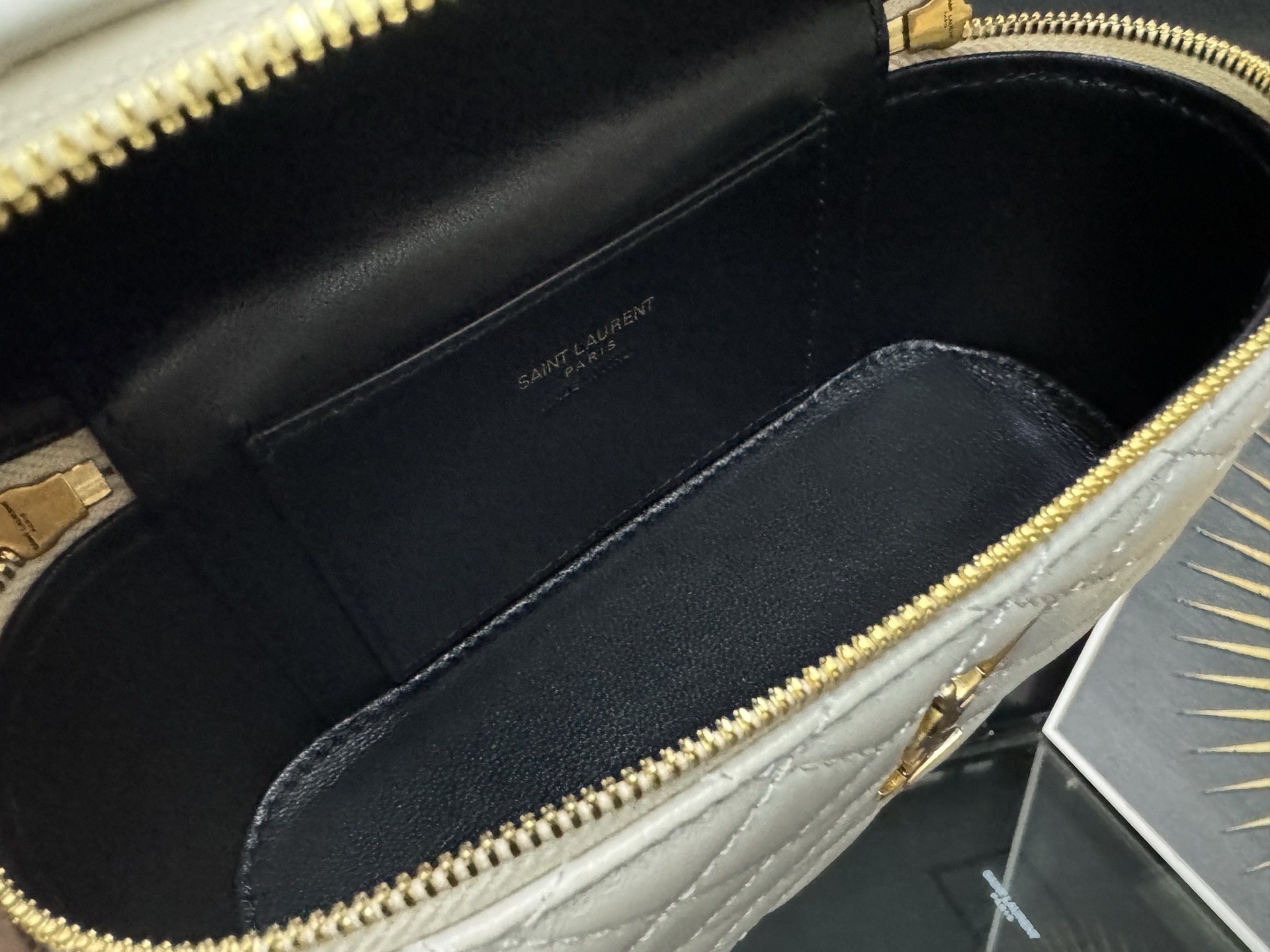 Saint Laurent Gaby Vanity Bag 생로랑 가비 베니티 백 766731 18cm 8