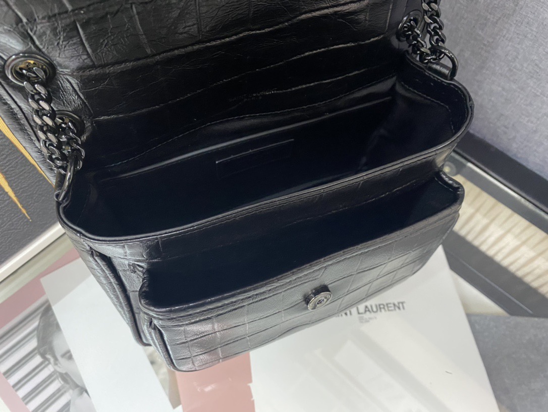Saint Laurent Niki Medium 생로랑 니키 미디엄 크로커다일 엠보스드 백 9