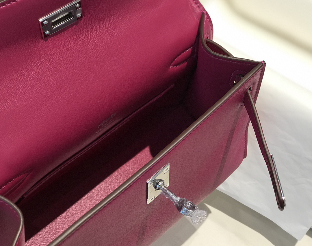 Hermès Kelly  에르메스 켈리 포쉐트 스위프트 가죽 22cm 14