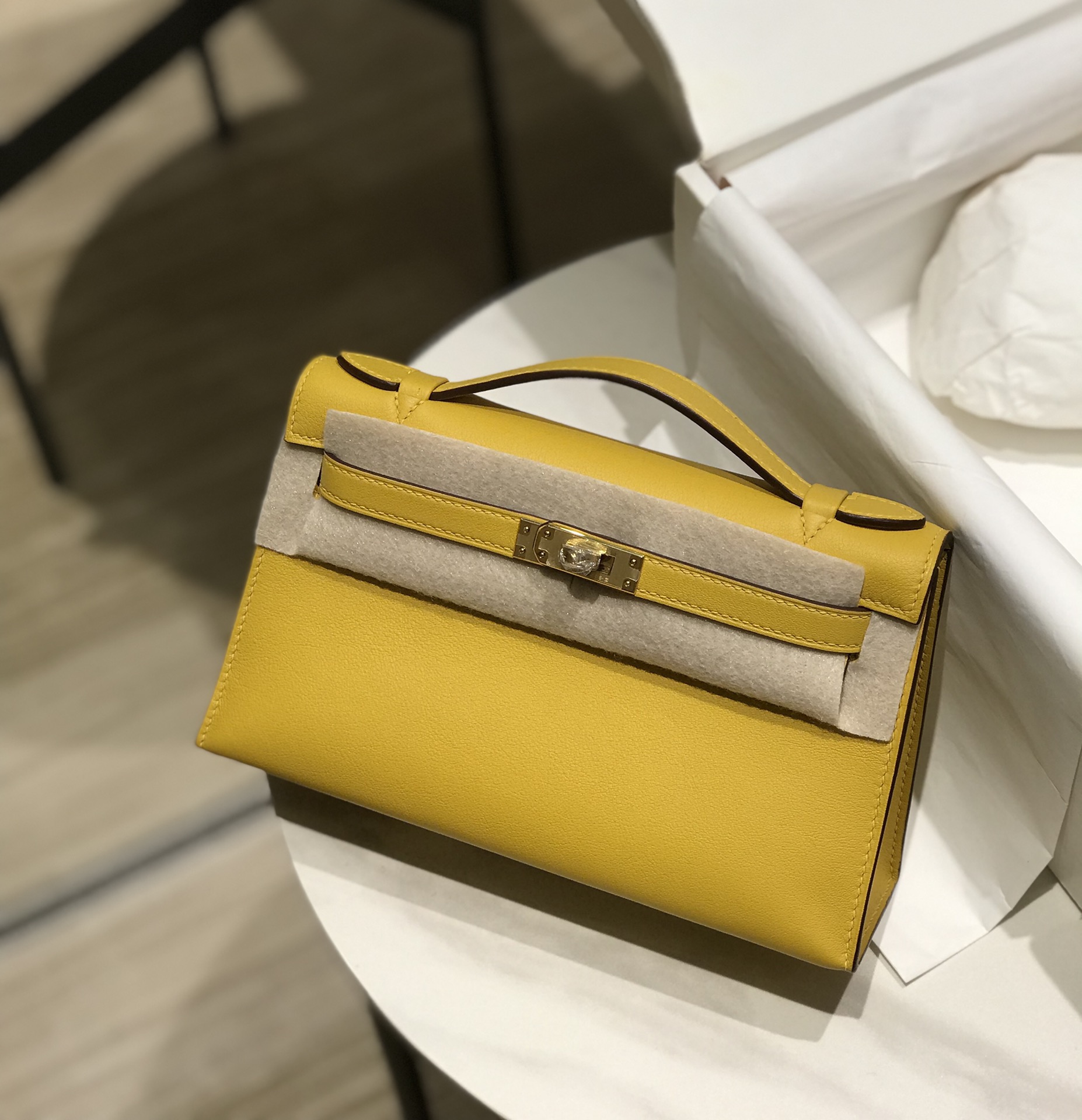 Hermès Kelly 에르메스 켈리 포쉐트 스위프트 가죽 22cm 10