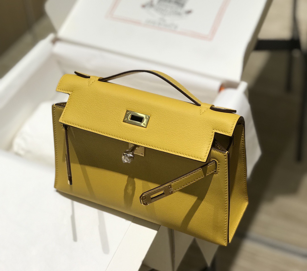 Hermès Kelly 에르메스 켈리 포쉐트 스위프트 가죽 22cm 11