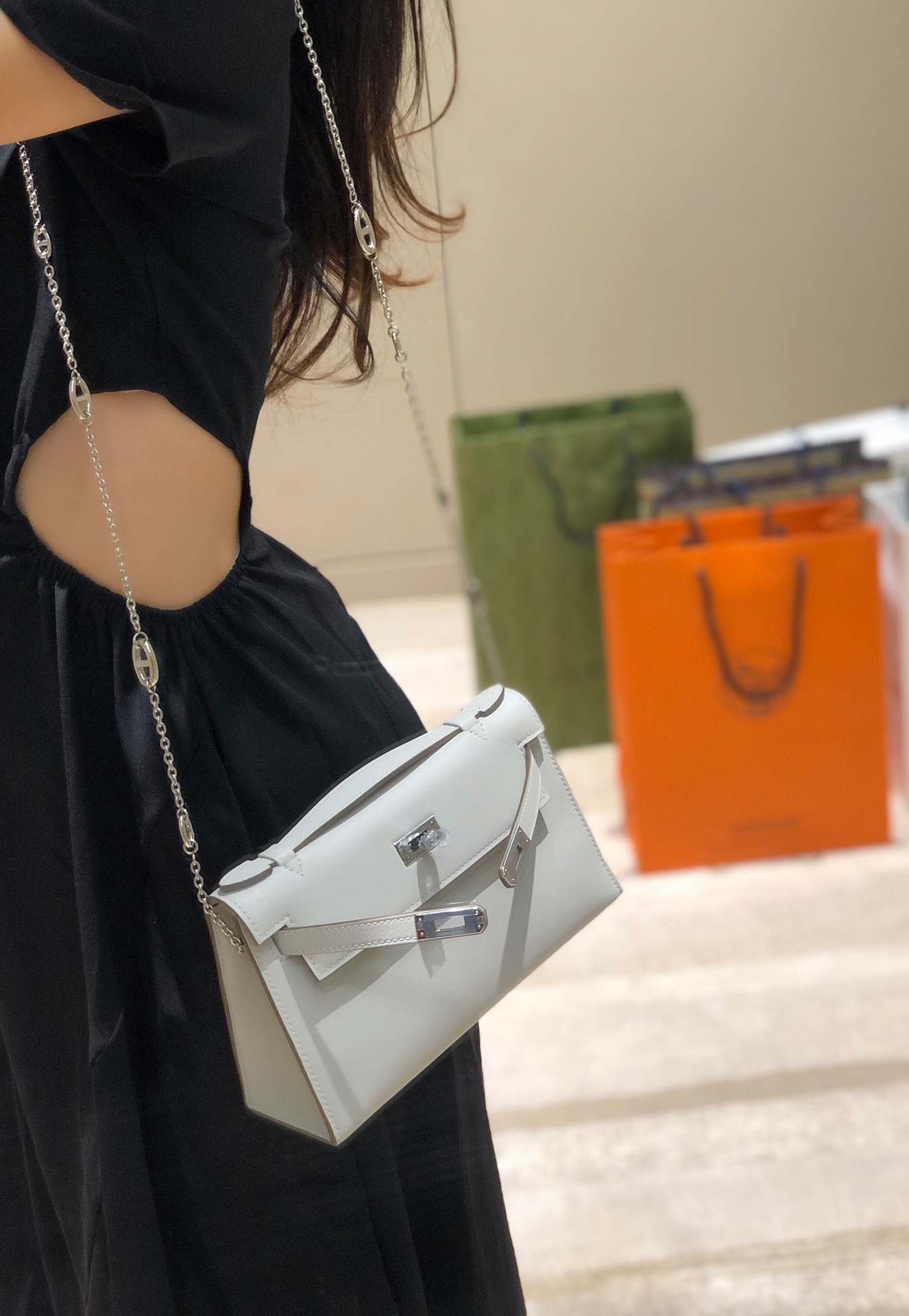 Hermès Kelly 에르메스 켈리 포쉐트 스위프트 가죽 22cm 4