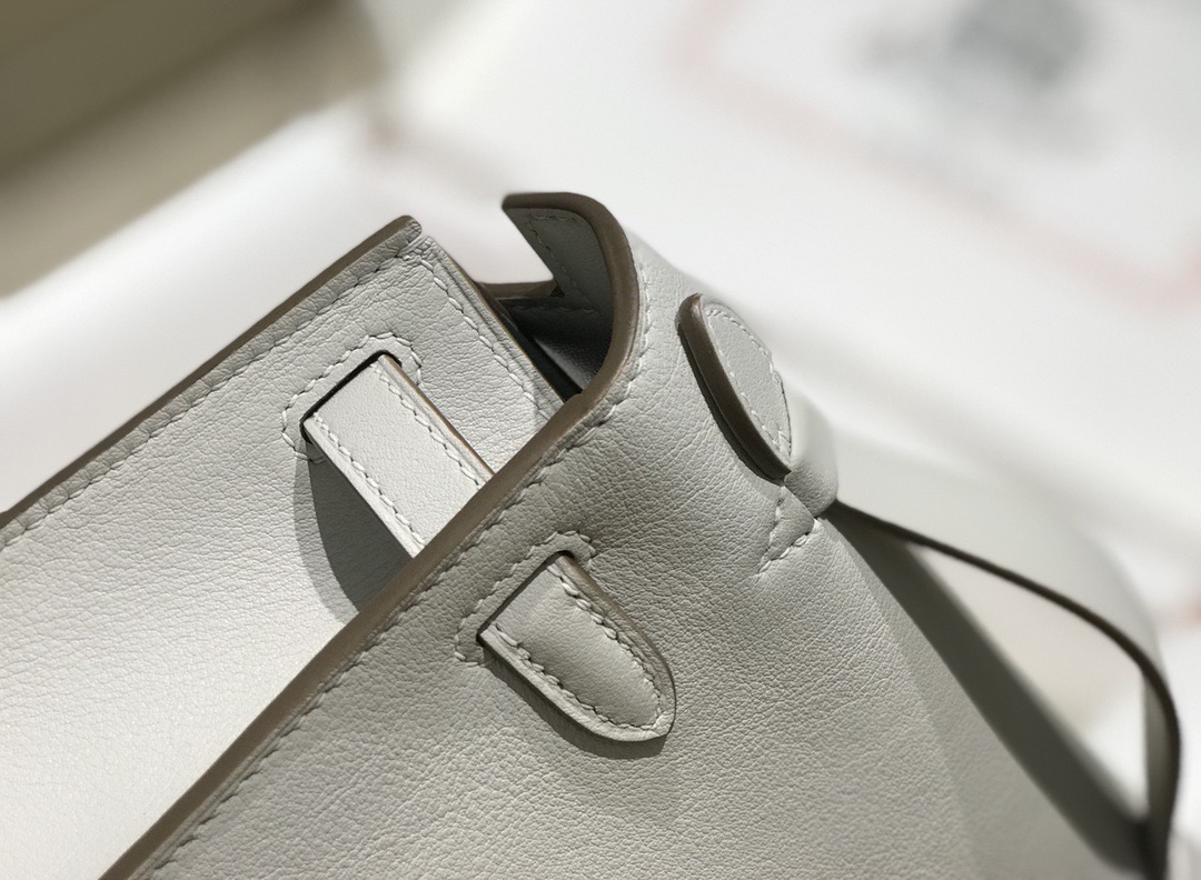 Hermès Kelly 에르메스 켈리 포쉐트 스위프트 가죽 22cm 12