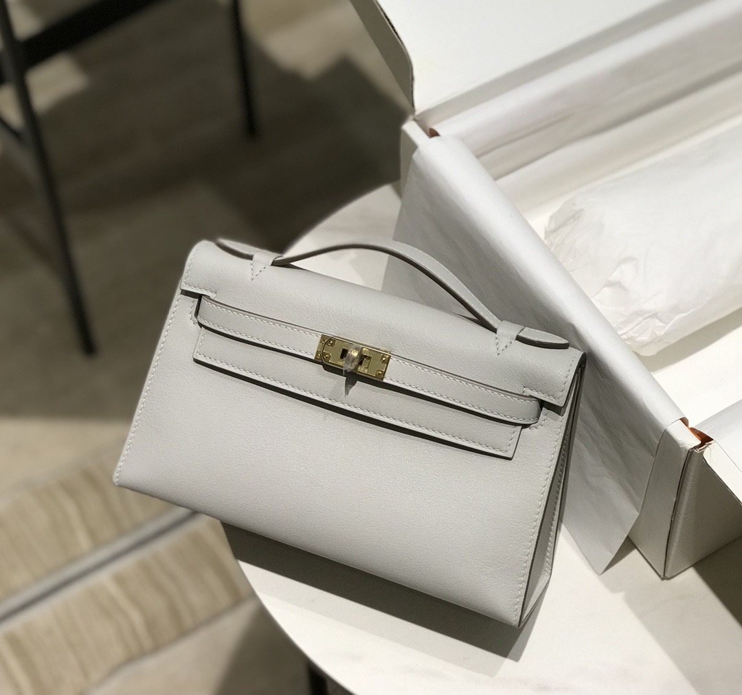 Hermès Kelly  에르메스 켈리 포쉐트 스위프트 가죽 22cm 9