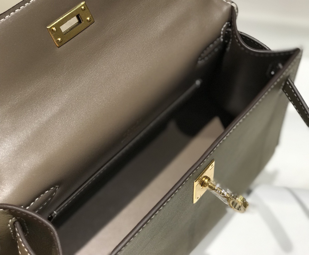 Hermès Kelly 에르메스 켈리 포쉐트 스위프트 가죽 22cm 14