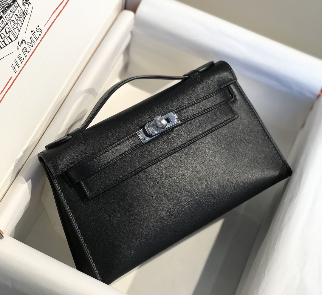 Hermès Kelly 에르메스 켈리 포쉐트 스위프트 가죽 22cm 9