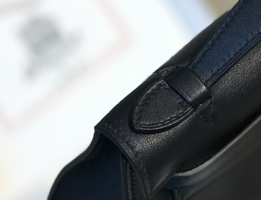 Hermès Kelly 에르메스 켈리 포쉐트 스위프트 가죽 22cm 12