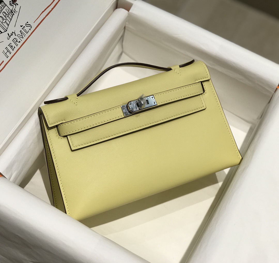 Hermès Kelly 에르메스 켈리 포쉐트 스위프트 가죽 22cm 8