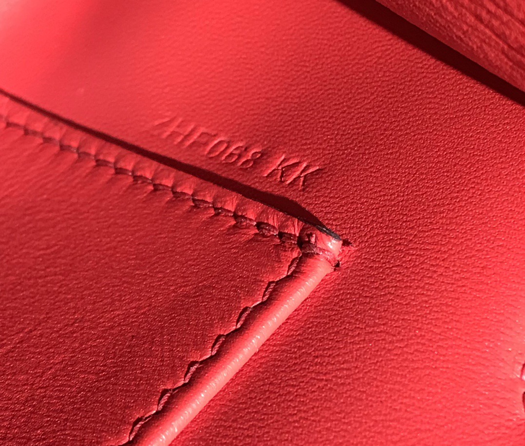 Hermès Kelly 에르메스 켈리 포쉐트 스위프트 가죽 22cm 14
