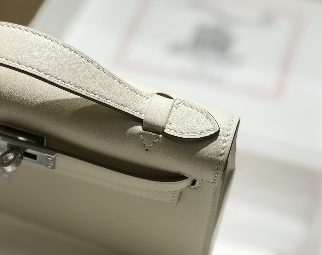 Hermès Kelly 에르메스 켈리 포쉐트 스위프트 가죽 22cm 14
