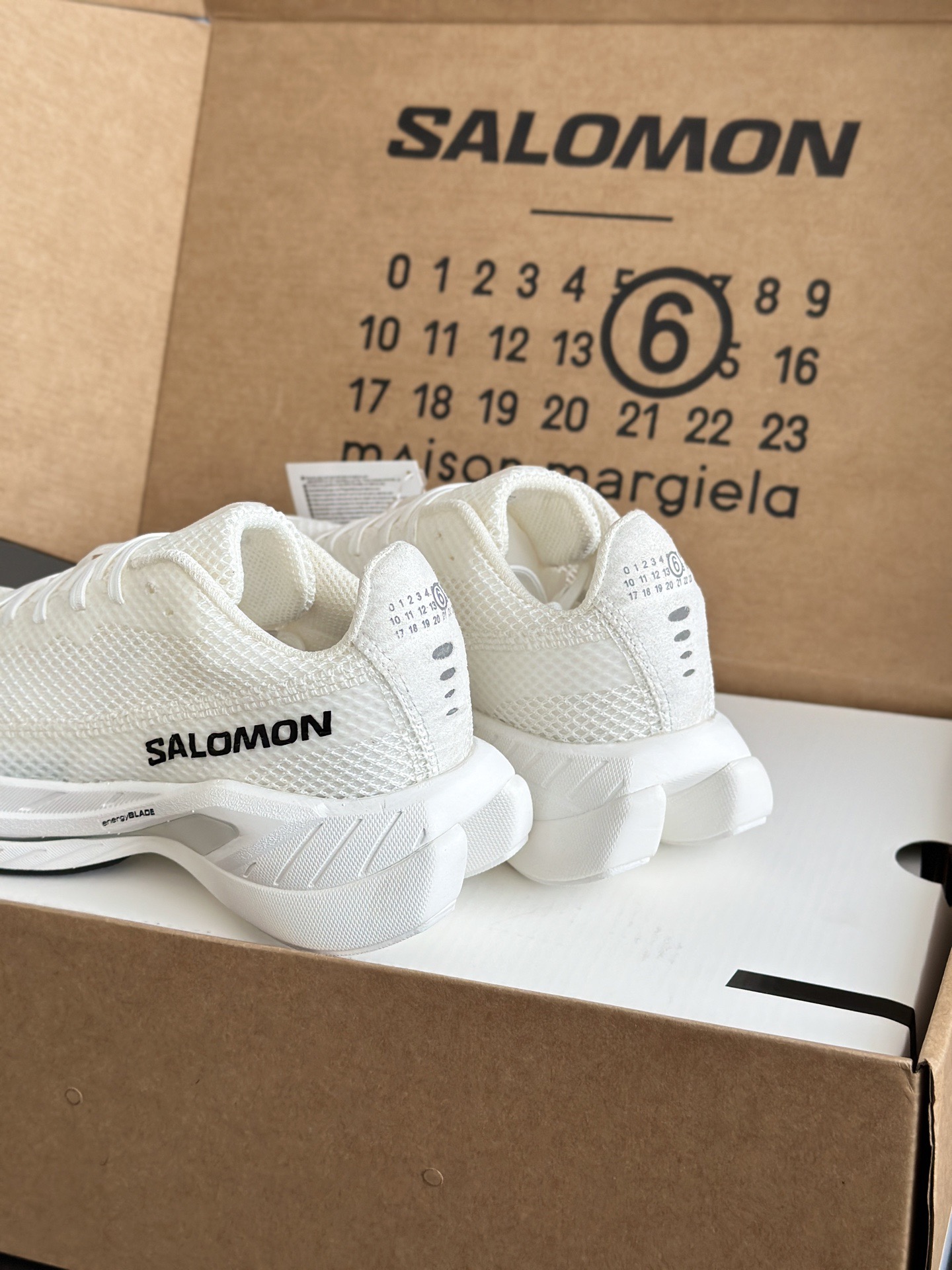 Maison Margiela 살로몬 MM6 스펙터25 운동화 화이트 9