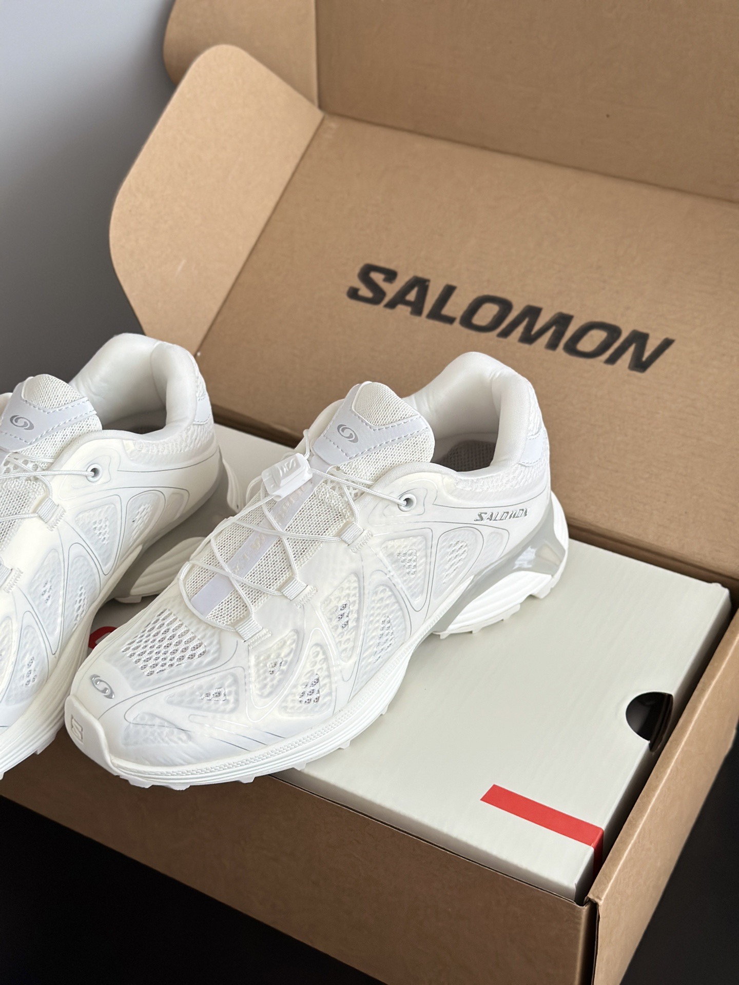 SALOMON 살로몬 XT-WHISPER 화이트 10