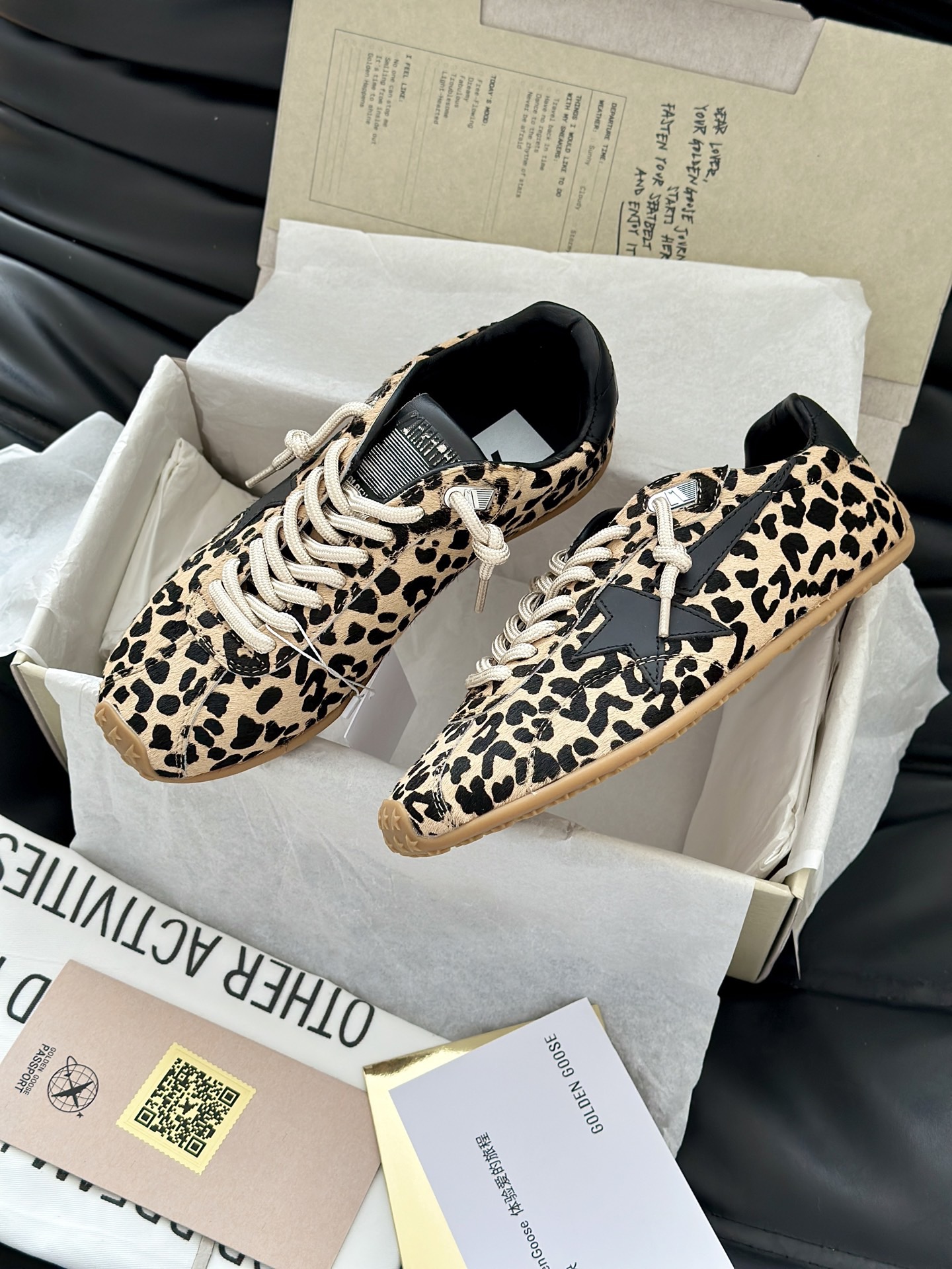 Golden Goose 골든구스 GGDB 스니커즈 브라운 6