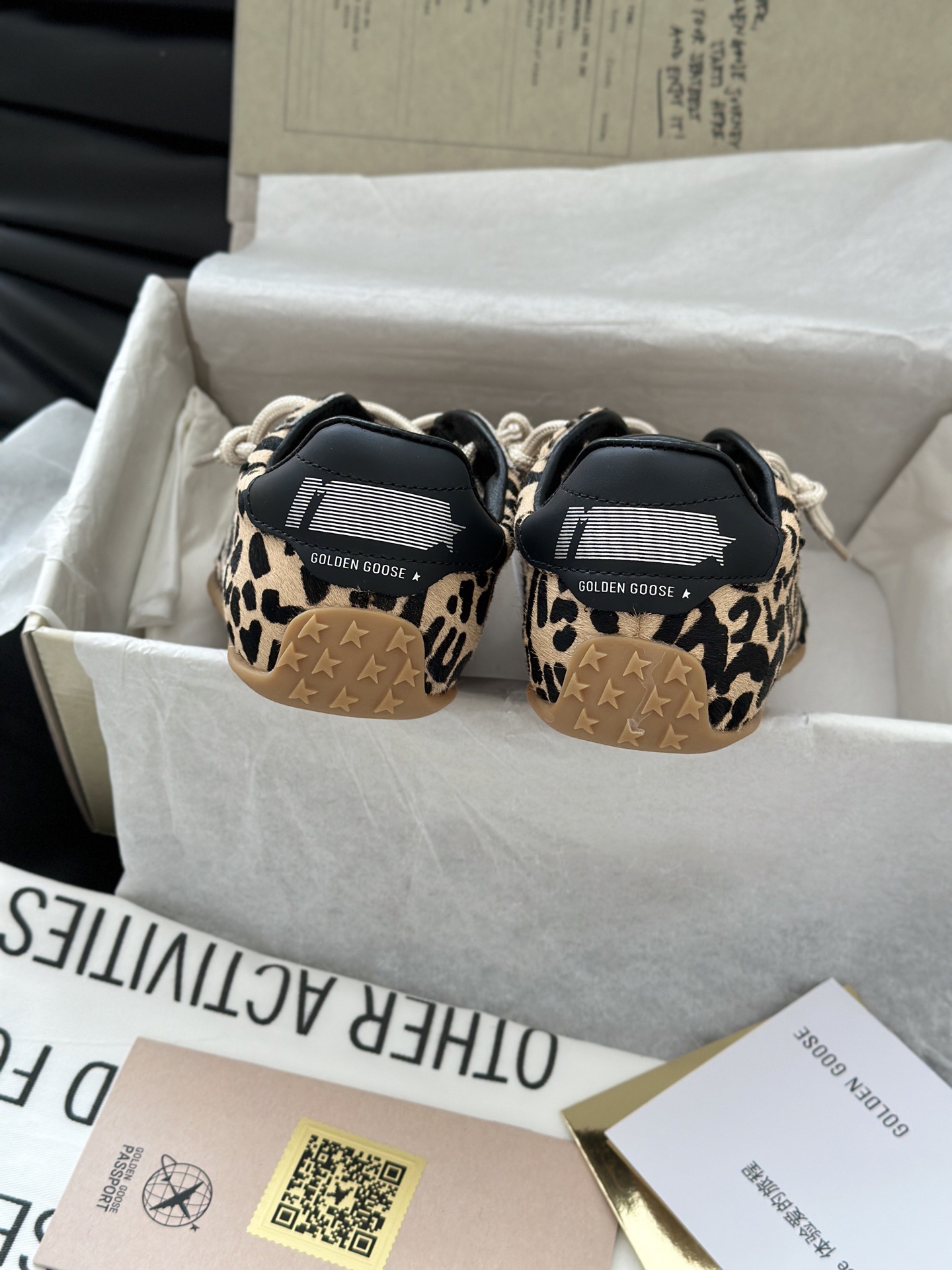 Golden Goose 골든구스 GGDB 스니커즈 브라운 9