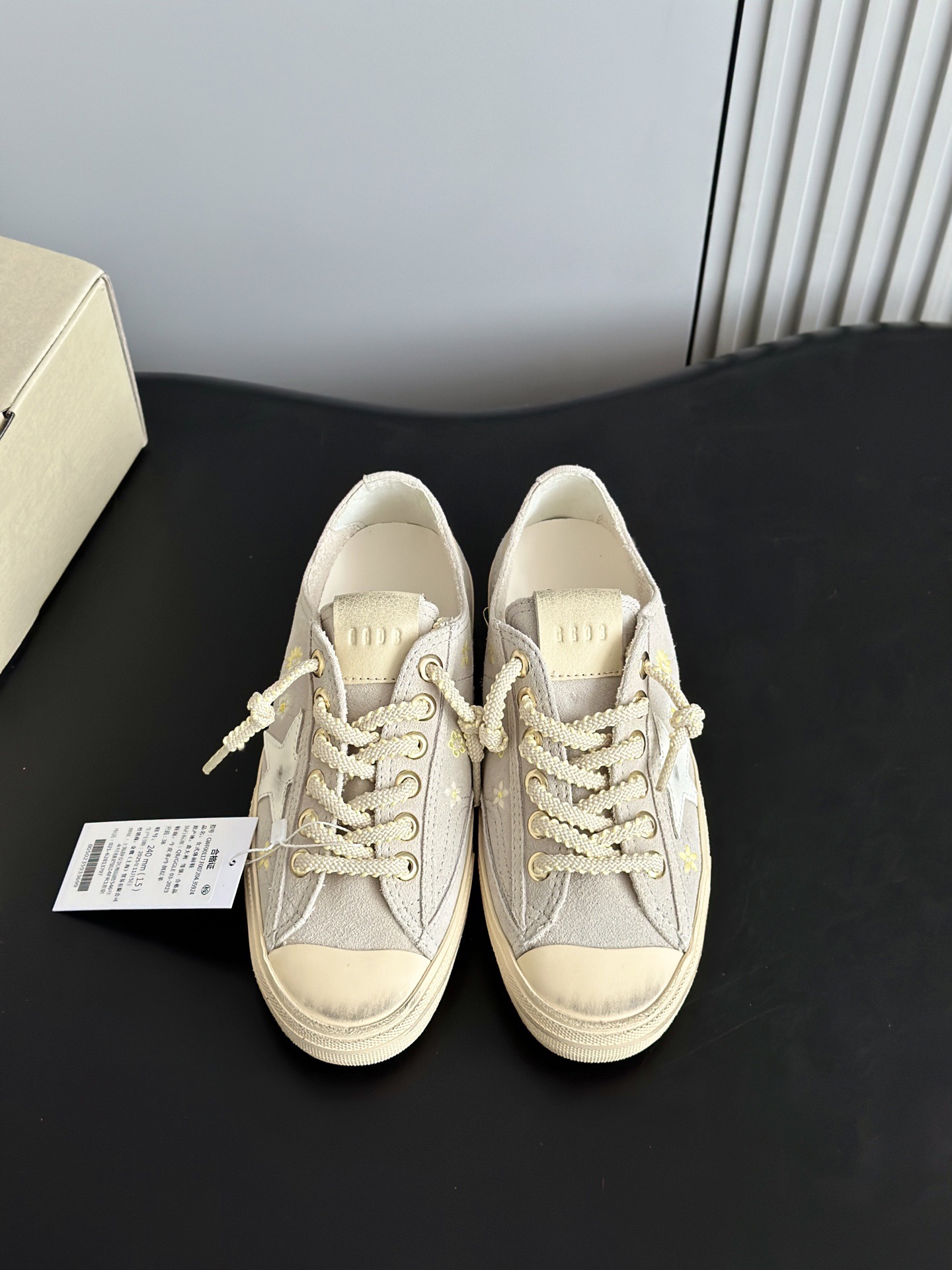 Golden Goose 골든구스 디럭스 브랜드 스니커즈 브라운 3