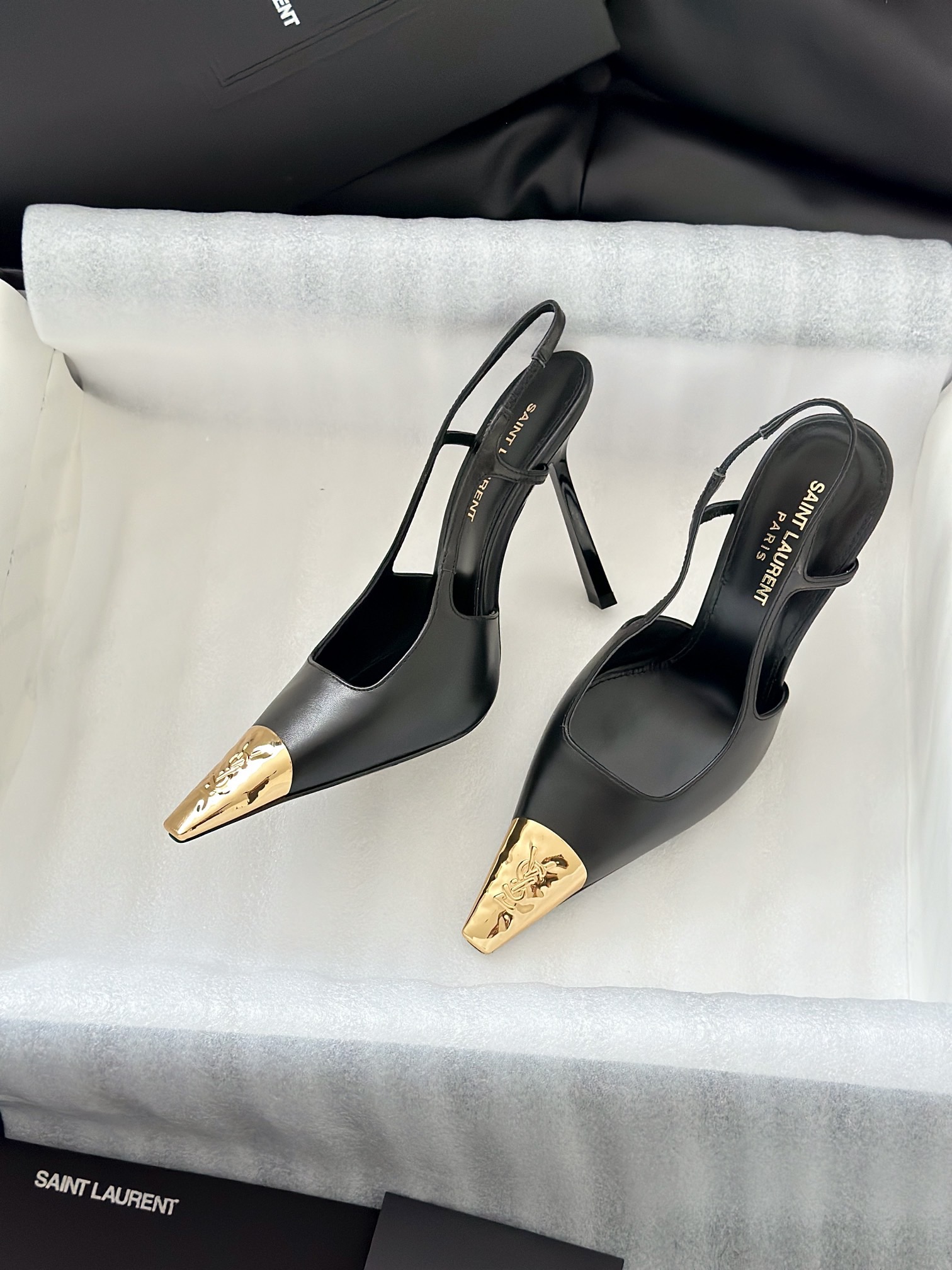 SAINT LAURENT 생로랑 YSL25 금장 하이힐 12