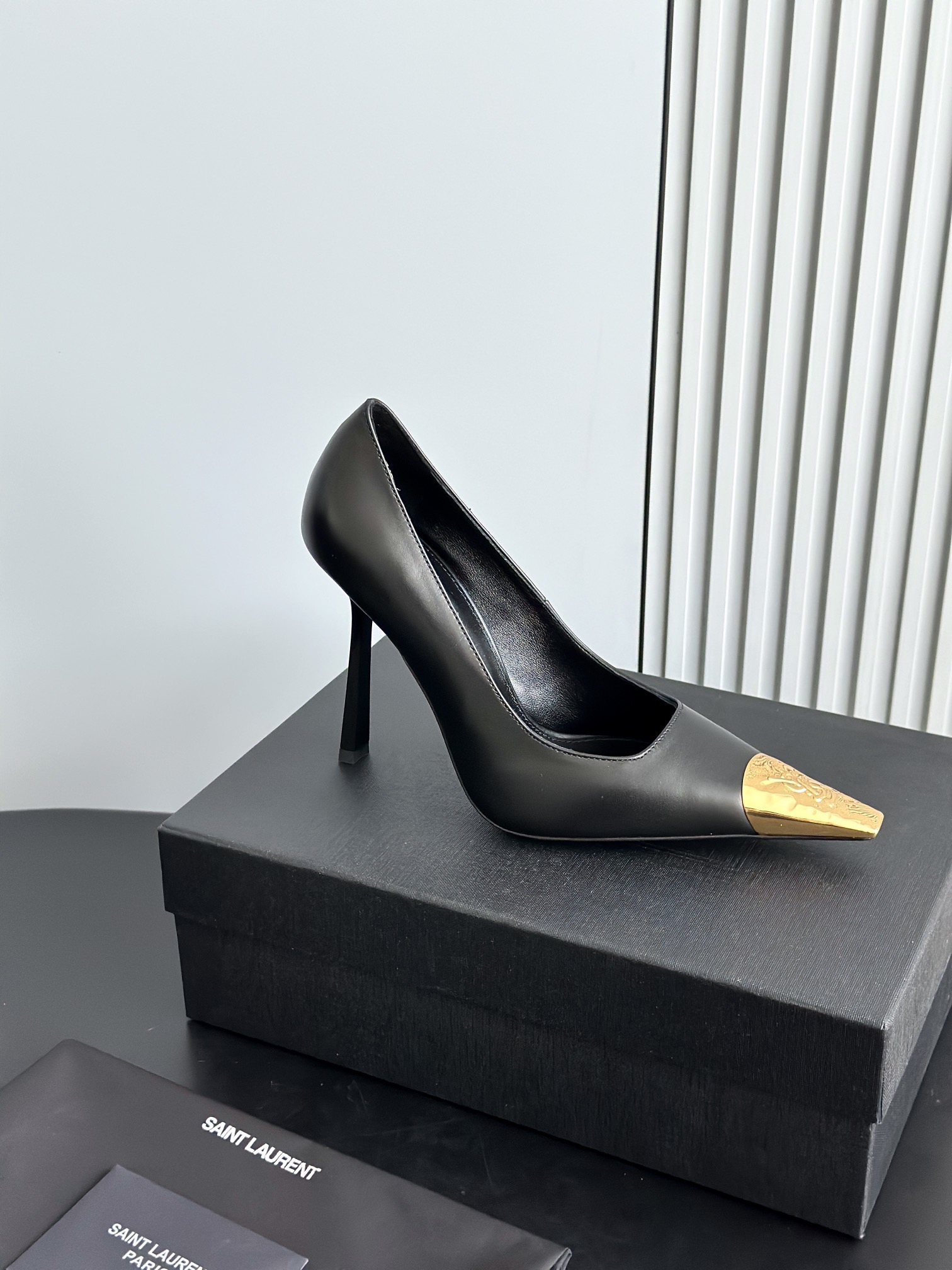 SAINT LAURENT 생로랑 YSL25 금장 하이힐 5