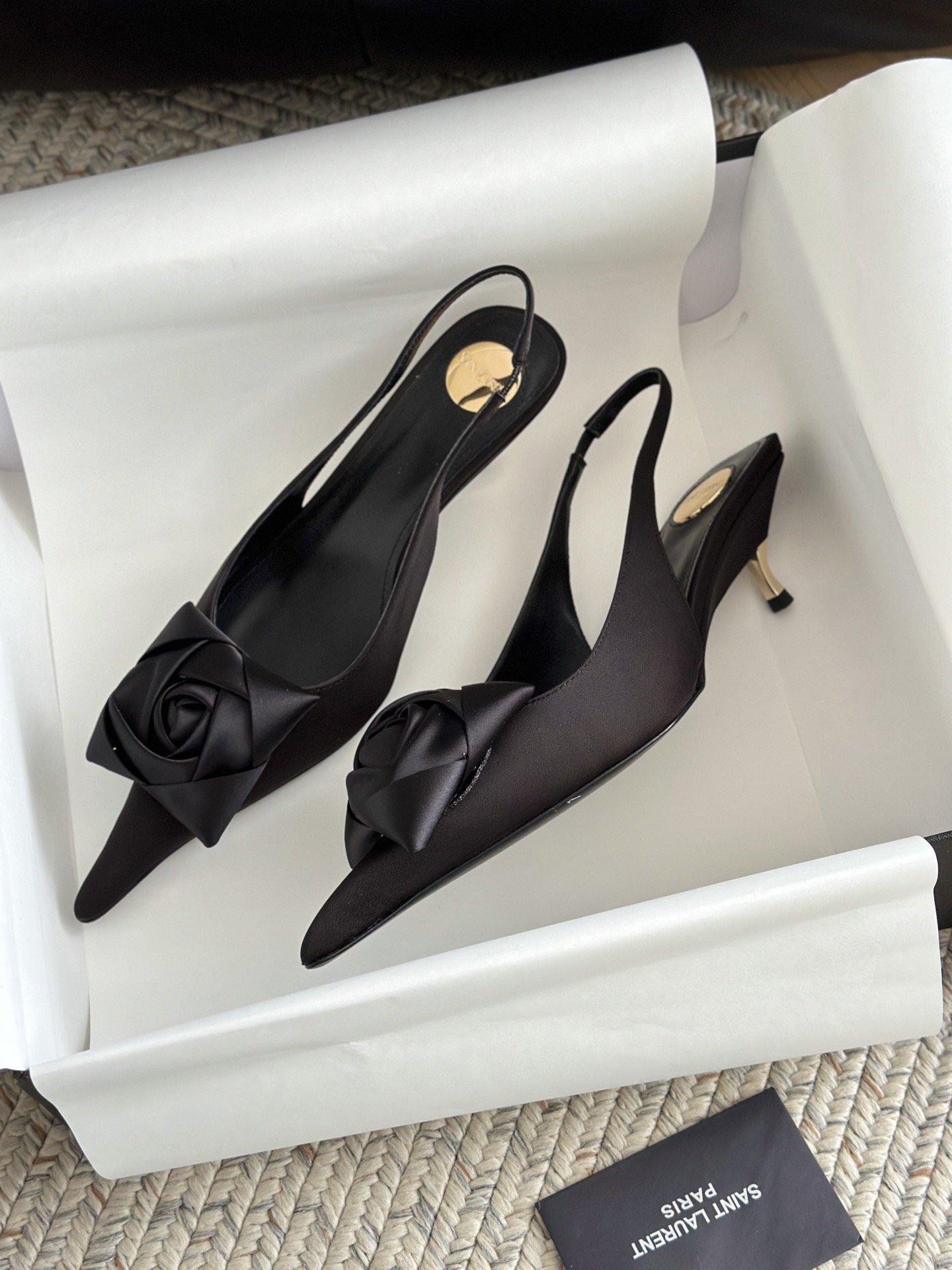 SAINT LAURENT 생로랑 로즈 장식 하이힐 레오파드 9