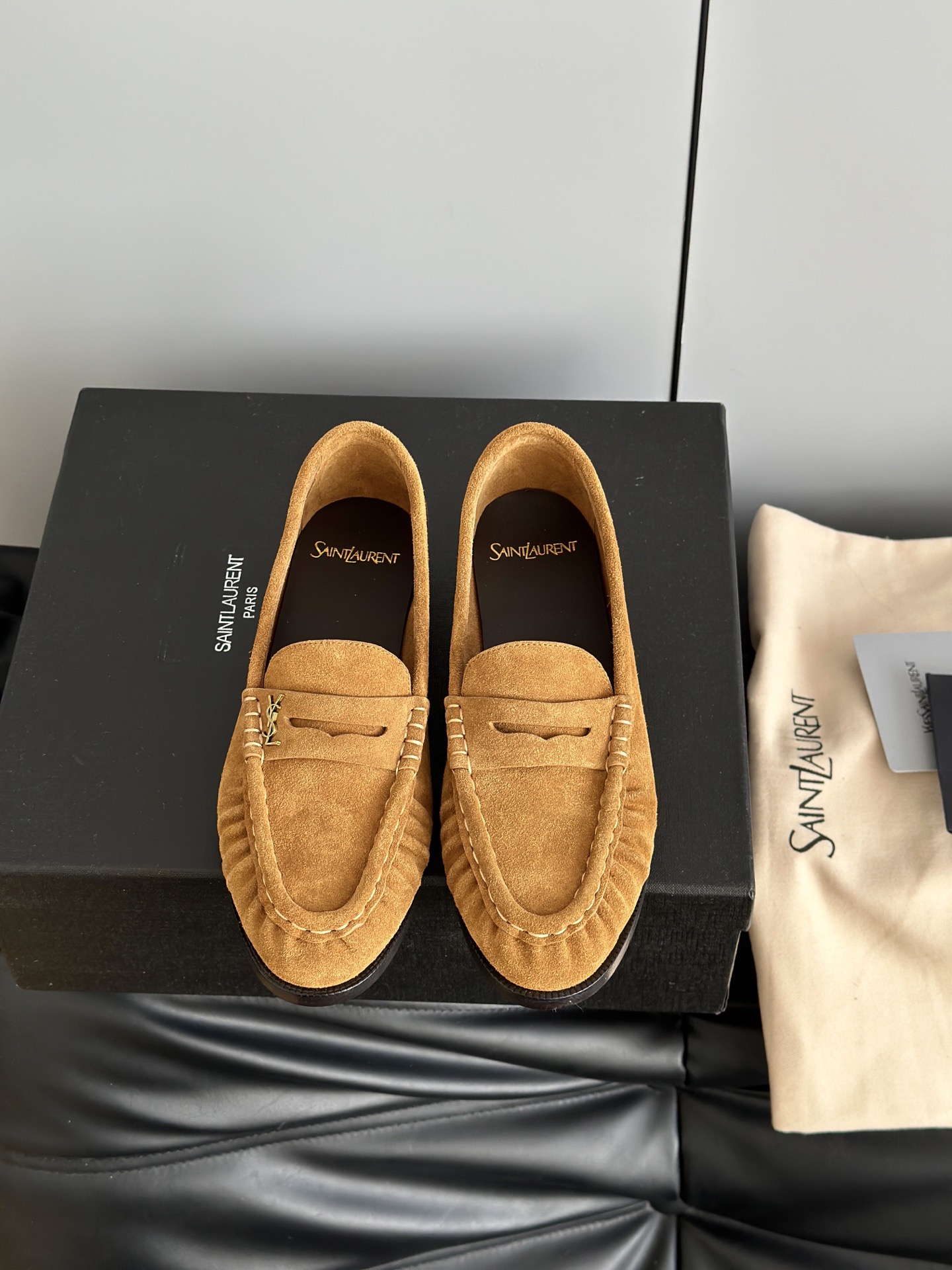 SAINT LAURENT 생로랑 YSL LE 로퍼 1