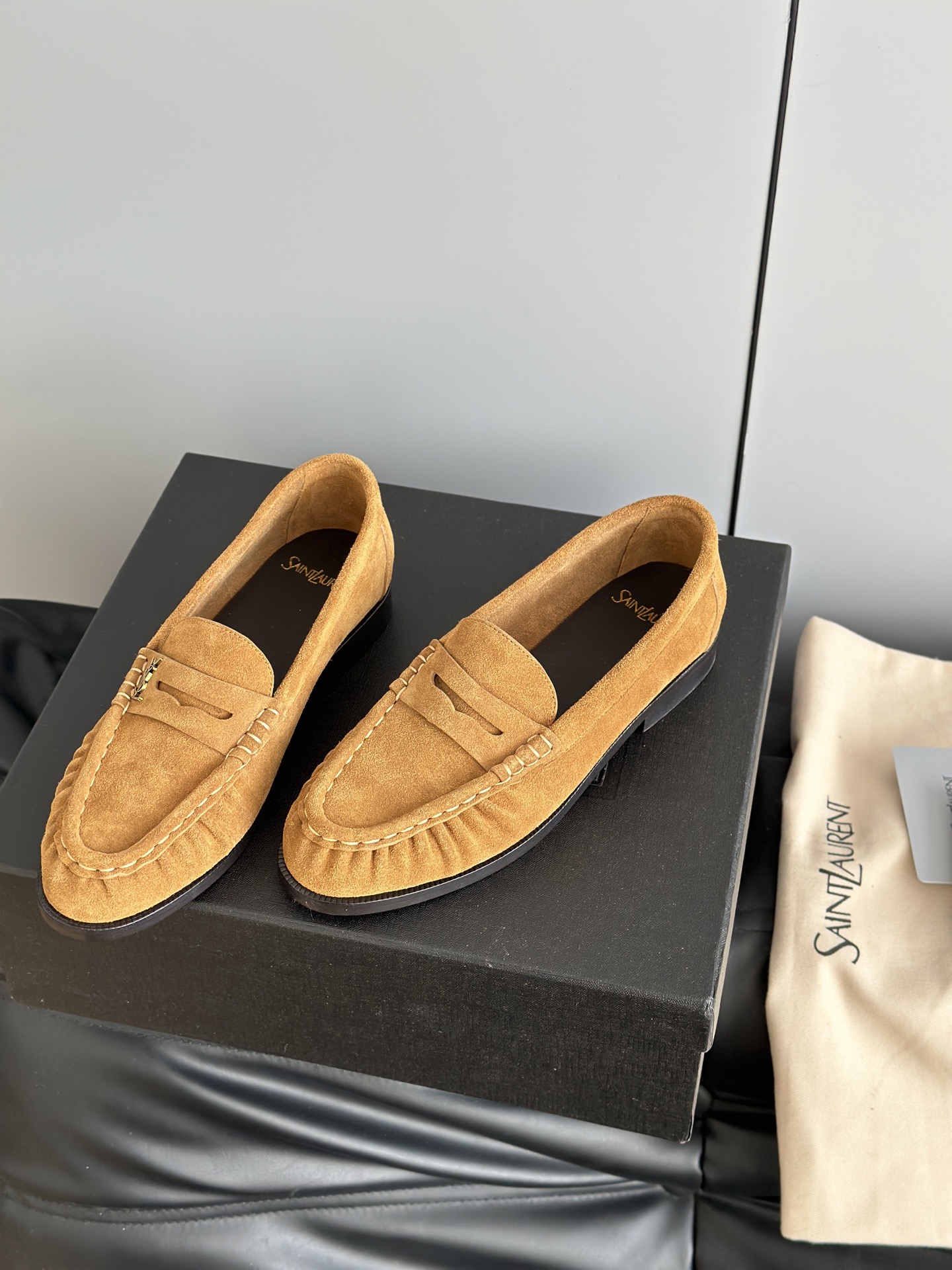 SAINT LAURENT 생로랑 YSL LE 로퍼 4