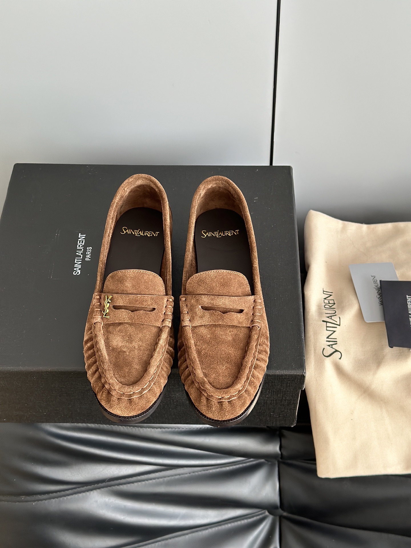 SAINT LAURENT 생로랑 YSL LE 로퍼 1