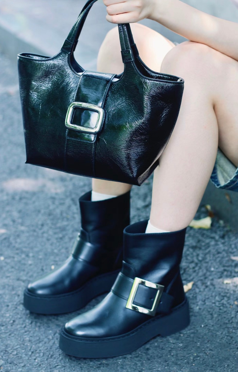 Roger Vivier 로저 비비에 Roger Vivier 로저 비비에 메탈 버클 플랫폼 앵클부츠 7