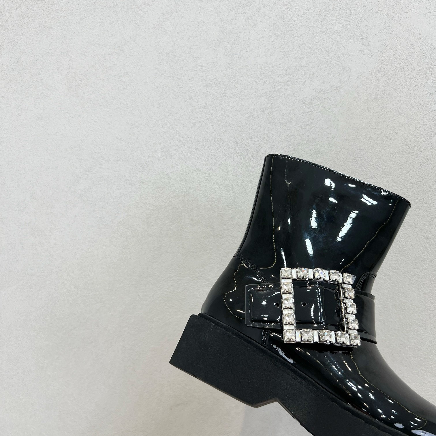 Roger Vivier 로저 비비에 Roger Vivier 로저 비비에 메탈 버클 플랫폼 앵클부츠 8